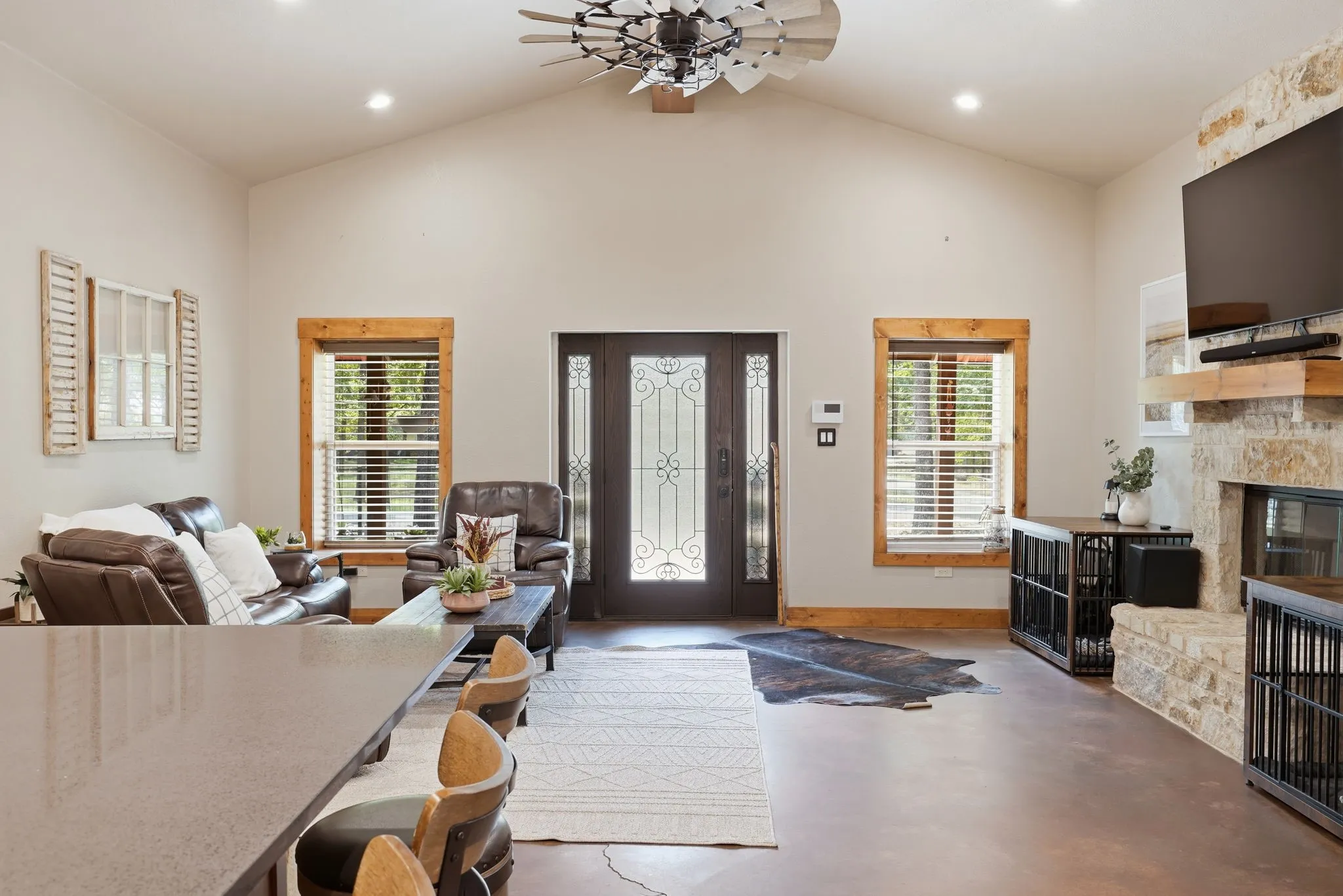 Single Family Residence For Sale in Hunt County , 1404 Grove Drive, West Tawakoni, Texas 75474, 3 Bedroom, 2 Bathroom, 2 Garage spaces, 1,607 Sqft, built in 2019, mls#21375697, Real Estate Agent in West Tawakoni, Homes For Sale in Hunt county, Homes For Sale in West Tawakoni, Realtor in West Tawakoni Texas, Real Estate Brokerage Independent Realty Texas, Luminita Cordes Realtor