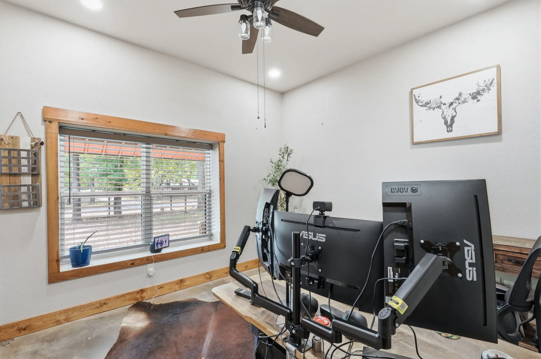 Single Family Residence For Sale in Hunt County , 1404 Grove Drive, West Tawakoni, Texas 75474, 3 Bedroom, 2 Bathroom, 2 Garage spaces, 1,607 Sqft, built in 2019, mls#21375697, Real Estate Agent in West Tawakoni, Homes For Sale in Hunt county, Homes For Sale in West Tawakoni, Realtor in West Tawakoni Texas, Real Estate Brokerage Independent Realty Texas, Luminita Cordes Realtor