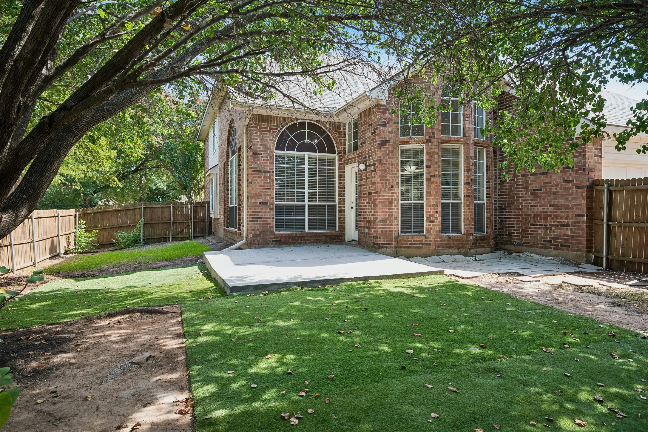 Single Family Residence For Sale in Collin County , 3029 Golden Gate Drive, Plano, Texas 75025, 4 Bedroom, 4 Bathroom, 2 Garage spaces, 2,763 Sqft, built in 1997, mls#21371178, Real Estate Agent in Plano, Homes For Sale in Collin county, Homes For Sale in Plano, Realtor in Plano Texas, Real Estate Brokerage Independent Realty Texas, Luminita Cordes Realtor