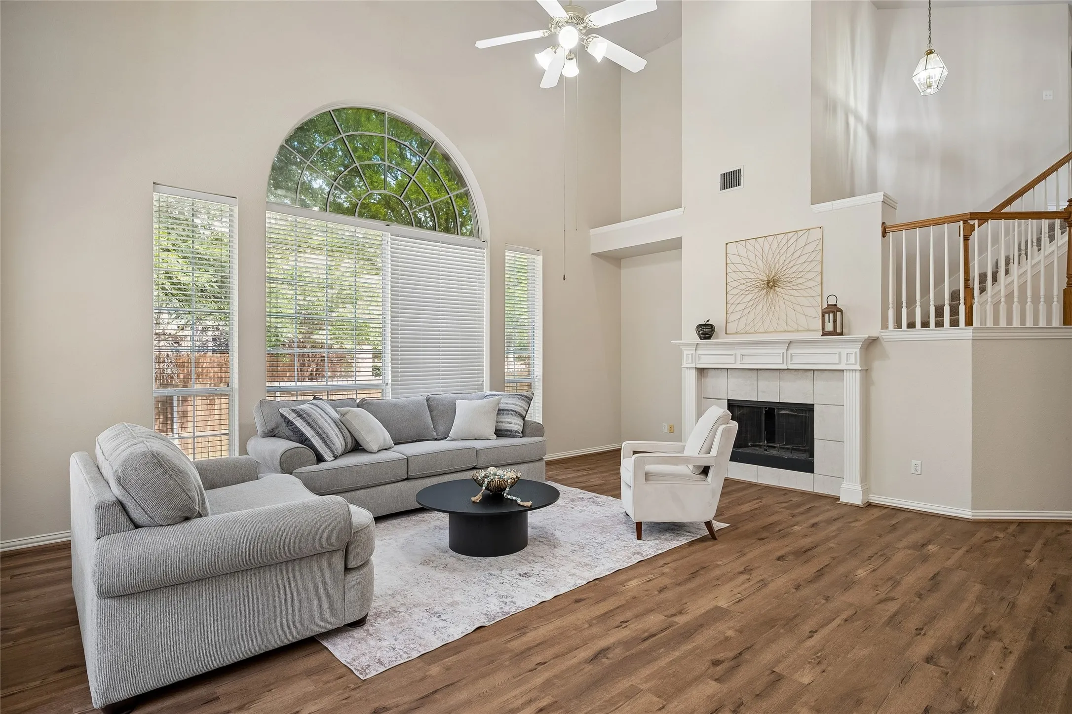Single Family Residence For Sale in Collin County , 3029 Golden Gate Drive, Plano, Texas 75025, 4 Bedroom, 4 Bathroom, 2 Garage spaces, 2,763 Sqft, built in 1997, mls#21371178, Real Estate Agent in Plano, Homes For Sale in Collin county, Homes For Sale in Plano, Realtor in Plano Texas, Real Estate Brokerage Independent Realty Texas, Luminita Cordes Realtor