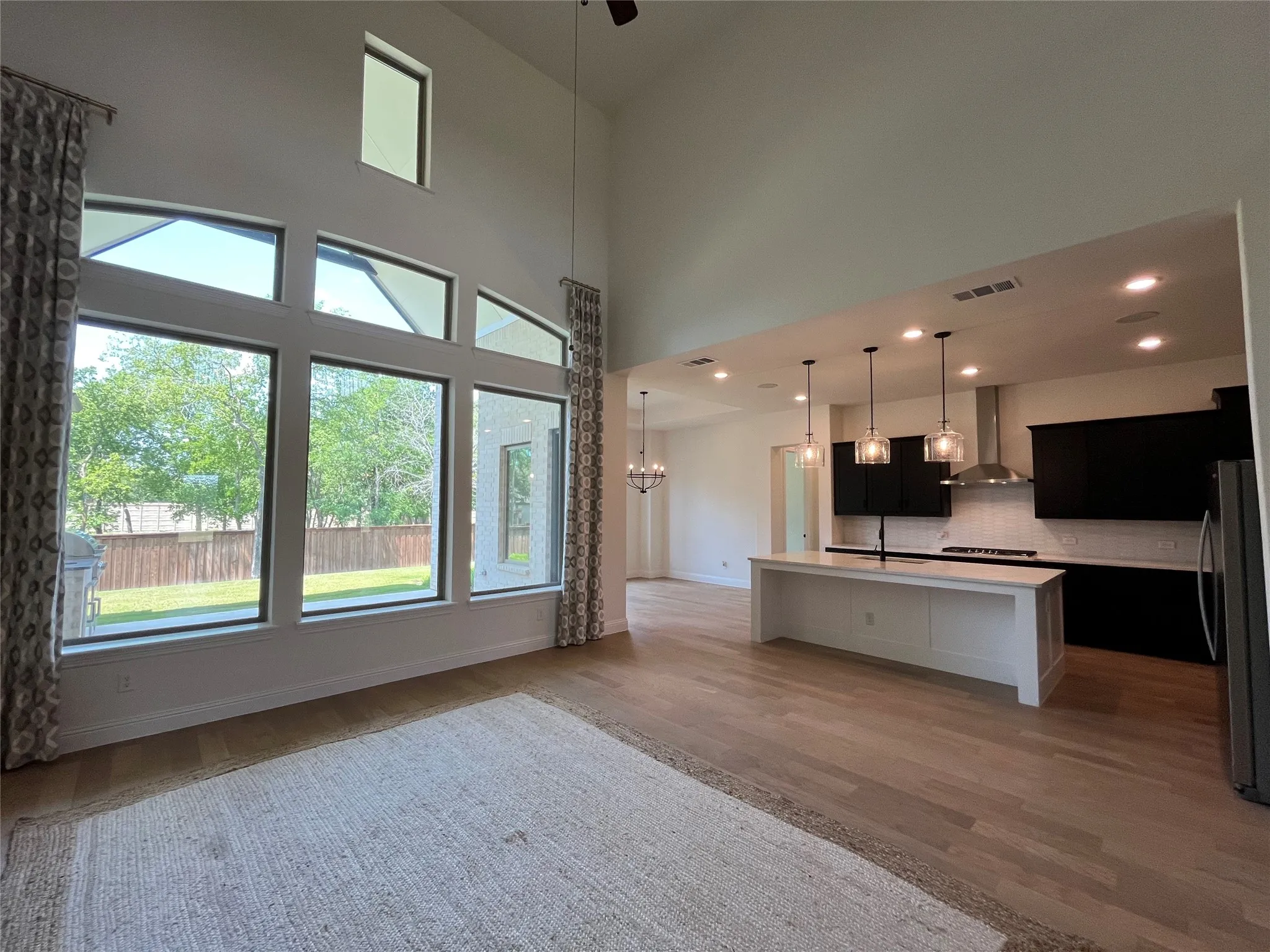 Single Family Residence For Sale in Tarrant County , 2403 Royal Dove Lane, Mansfield, Texas 76063, 5 Bedroom, 5 Bathroom, 2 Garage spaces, 4,243 Sqft, built in 2021, mls#21375756, Real Estate Agent in Mansfield, Homes For Sale in Tarrant county, Homes For Sale in Mansfield, Realtor in Mansfield Texas, Real Estate Brokerage Independent Realty Texas, Luminita Cordes Realtor