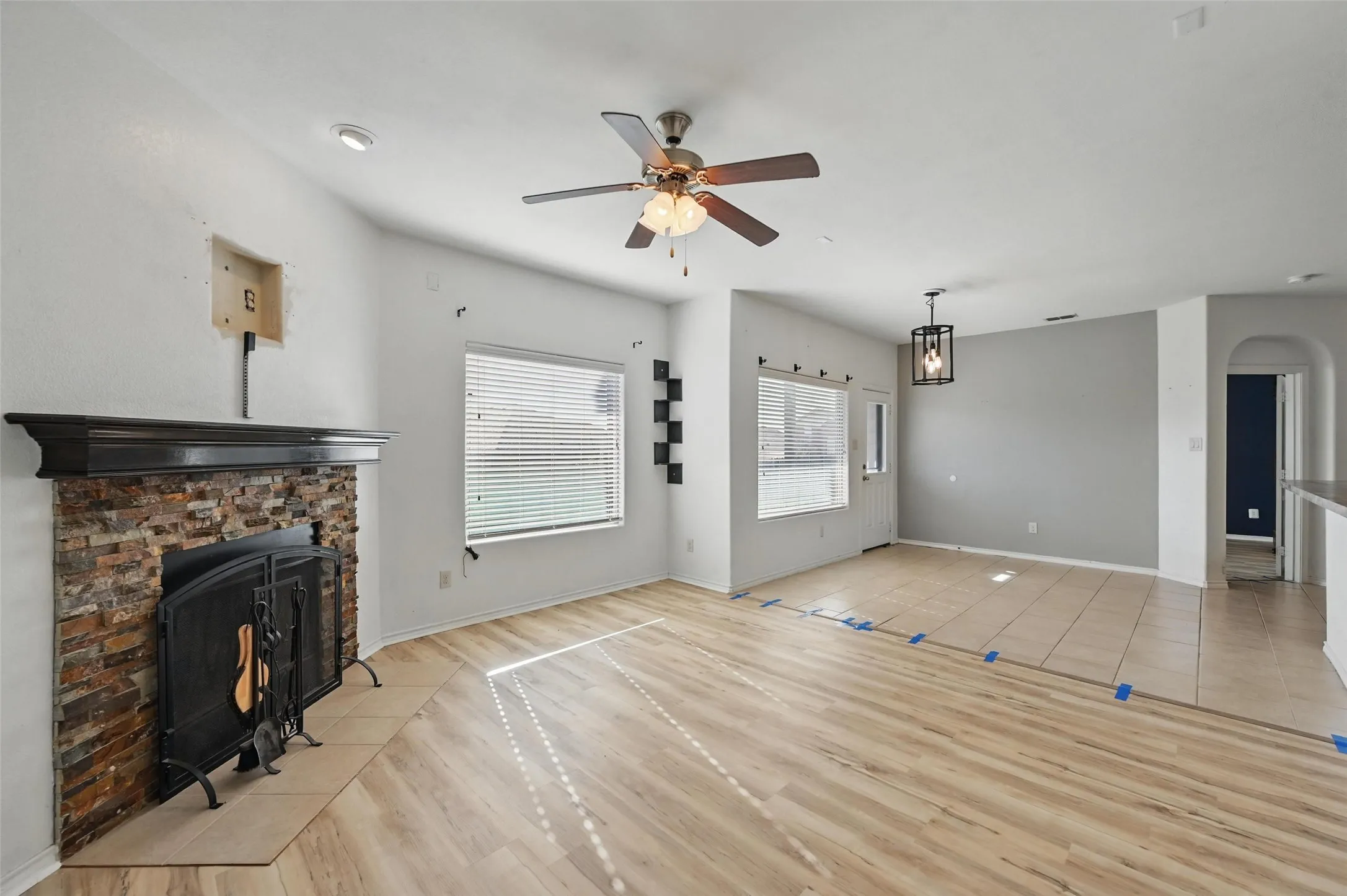 Single Family Residence For Rent in Tarrant County , 704 San Miguel Trail, Fort Worth, Texas 76052, 4 Bedroom, 2 Bathroom, 2 Garage spaces, 1,818 Sqft, built in 2013, mls#21373436, Real Estate Agent in Fort Worth, Homes For Rent in Tarrant county, Homes For Rent in Fort Worth, Realtor in Fort Worth Texas, Real Estate Brokerage Independent Realty Texas, Luminita Cordes Realtor