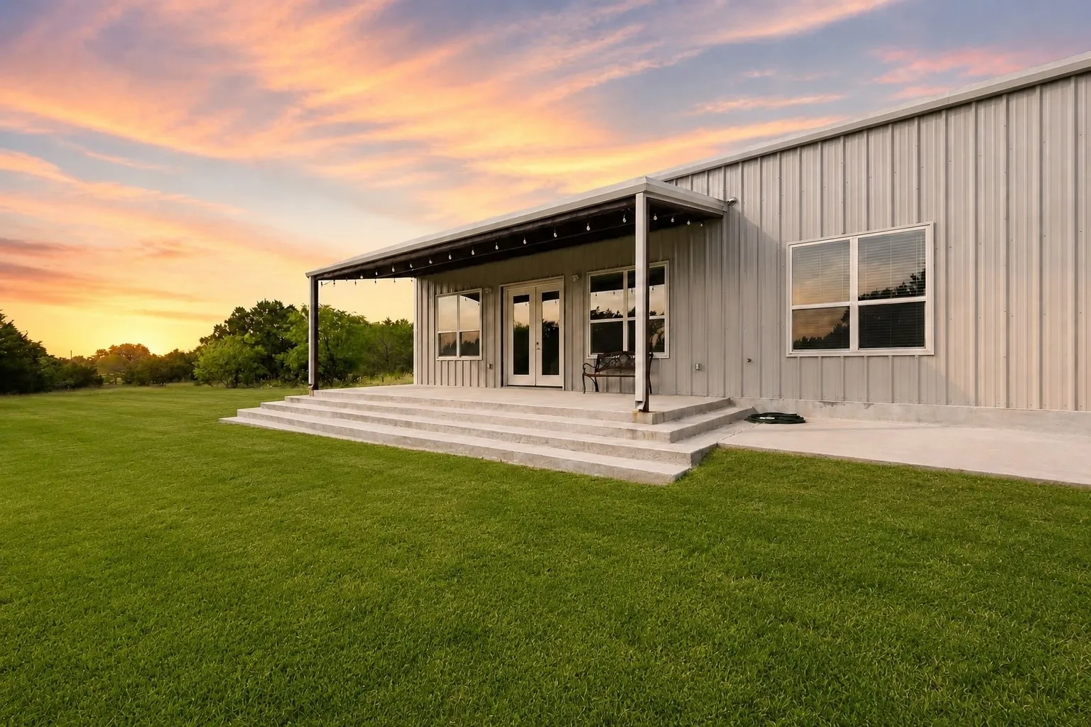Farm For Sale in Coryell County , 3650 Fm 932, Jonesboro, Texas 76538, 3 Bedroom, 2 Bathroom, 4 Garage spaces, 1,920 Sqft, built in 2022, mls#21375760, Real Estate Agent in Jonesboro, Homes For Sale in Coryell county, Homes For Sale in Jonesboro, Realtor in Jonesboro Texas, Real Estate Brokerage Independent Realty Texas, Luminita Cordes Realtor