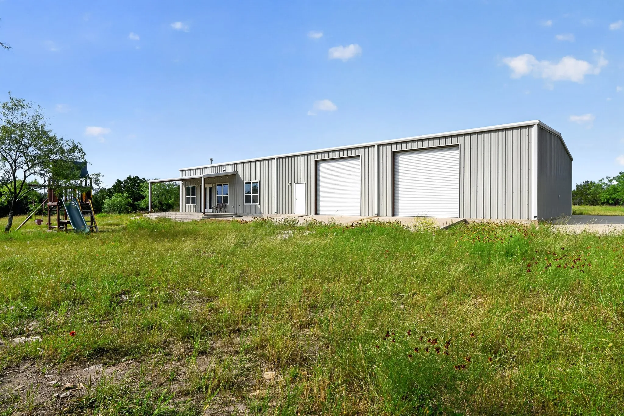 Farm For Sale in Coryell County , 3650 Fm 932, Jonesboro, Texas 76538, 3 Bedroom, 2 Bathroom, 4 Garage spaces, 1,920 Sqft, built in 2022, mls#21375760, Real Estate Agent in Jonesboro, Homes For Sale in Coryell county, Homes For Sale in Jonesboro, Realtor in Jonesboro Texas, Real Estate Brokerage Independent Realty Texas, Luminita Cordes Realtor