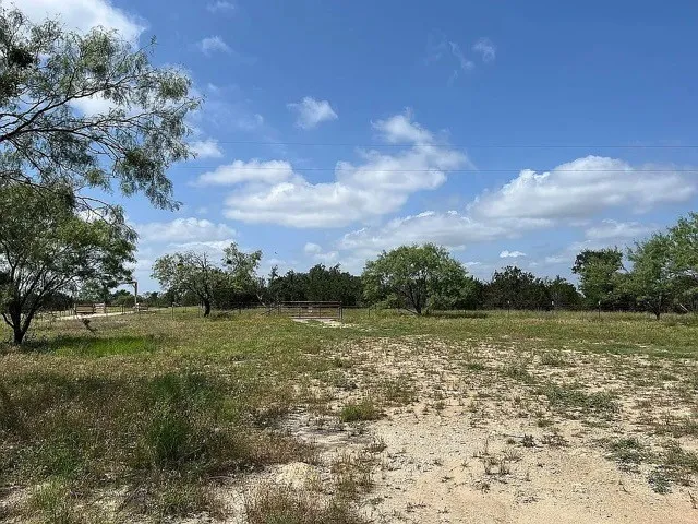 Farm For Sale in Coryell County , 3650 Fm 932, Jonesboro, Texas 76538, 3 Bedroom, 2 Bathroom, 4 Garage spaces, 1,920 Sqft, built in 2022, mls#21375760, Real Estate Agent in Jonesboro, Homes For Sale in Coryell county, Homes For Sale in Jonesboro, Realtor in Jonesboro Texas, Real Estate Brokerage Independent Realty Texas, Luminita Cordes Realtor