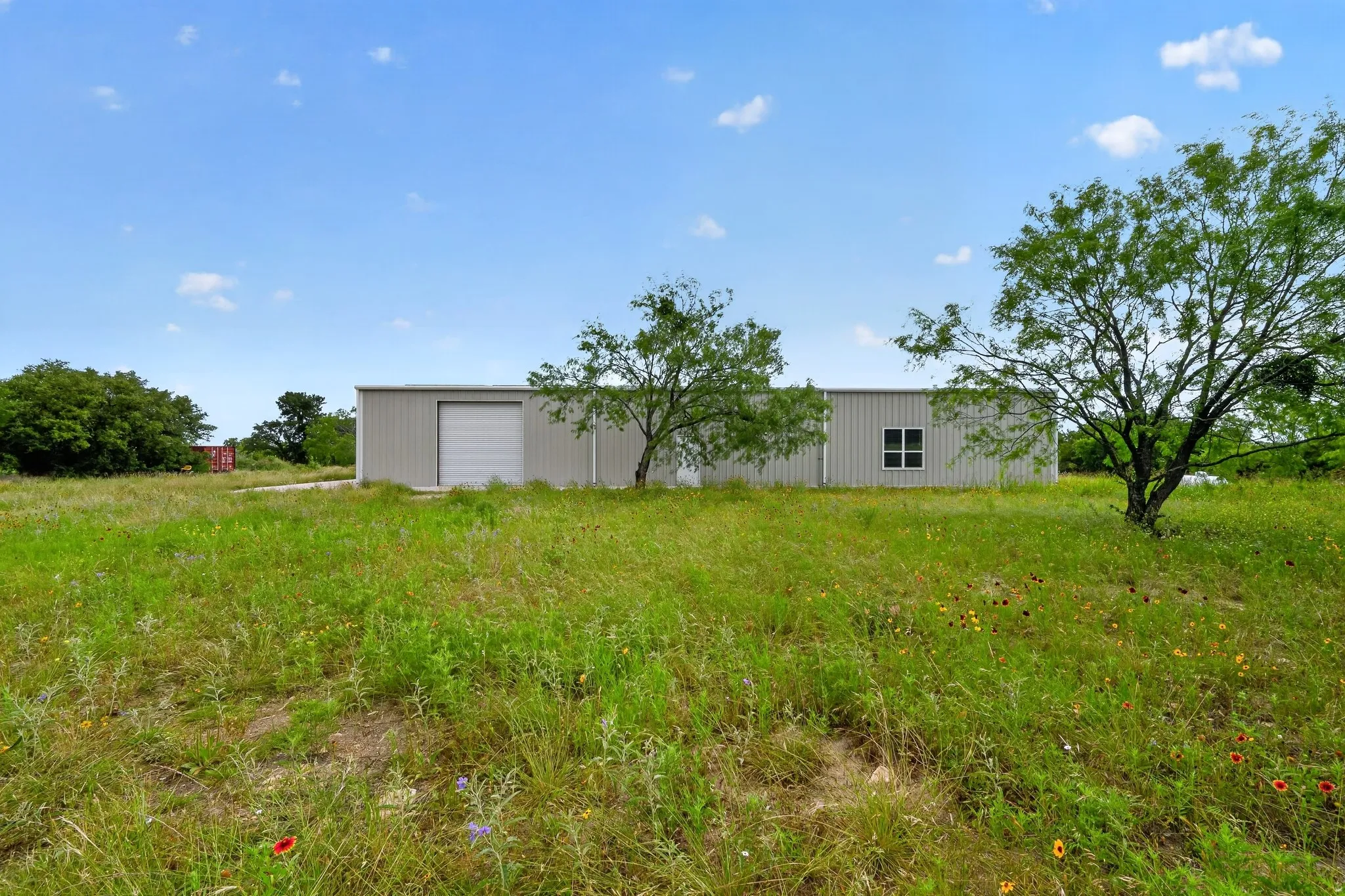 Farm For Sale in Coryell County , 3650 Fm 932, Jonesboro, Texas 76538, 3 Bedroom, 2 Bathroom, 4 Garage spaces, 1,920 Sqft, built in 2022, mls#21375760, Real Estate Agent in Jonesboro, Homes For Sale in Coryell county, Homes For Sale in Jonesboro, Realtor in Jonesboro Texas, Real Estate Brokerage Independent Realty Texas, Luminita Cordes Realtor