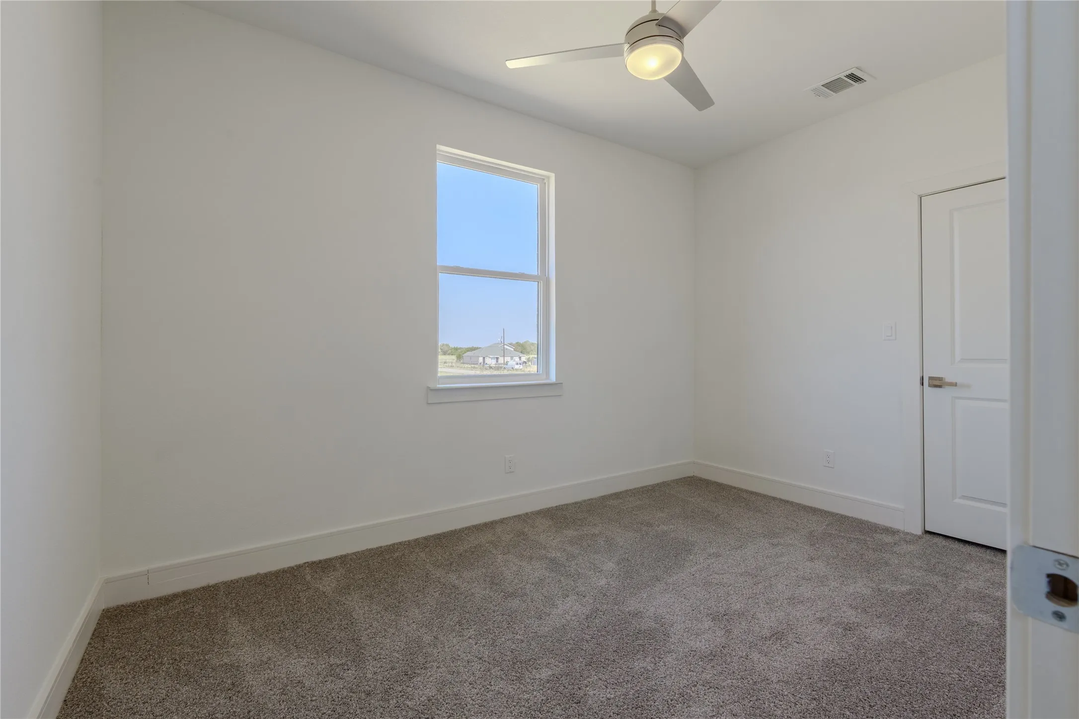 Single Family Residence For Sale in Kaufman County , 2908 Bliss Meadows Drive, Kaufman, Texas 75142, 4 Bedroom, 3 Bathroom, 2 Garage spaces, 2,765 Sqft, built in 2025, mls#21375763, Real Estate Agent in Kaufman, Homes For Sale in Kaufman county, Homes For Sale in Kaufman, Realtor in Kaufman Texas, Real Estate Brokerage Independent Realty Texas, Luminita Cordes Realtor