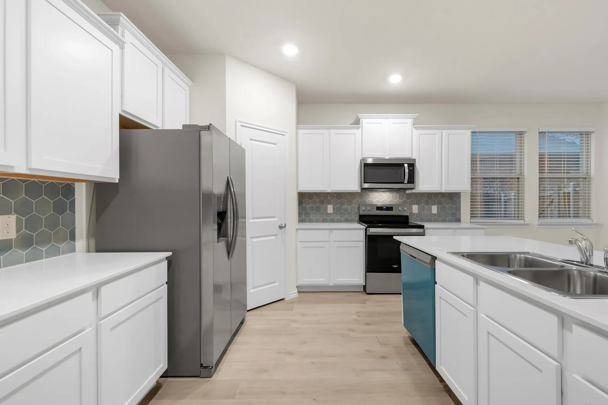 Single Family Residence For Sale in Kaufman County , 1171 Norias Drive, Forney, Texas 75126, 4 Bedroom, 3 Bathroom, 2 Garage spaces, 2,217 Sqft, built in 2022, mls#21362298, Real Estate Agent in Forney, Homes For Sale in Kaufman county, Homes For Sale in Forney, Realtor in Forney Texas, Real Estate Brokerage Independent Realty Texas, Luminita Cordes Realtor