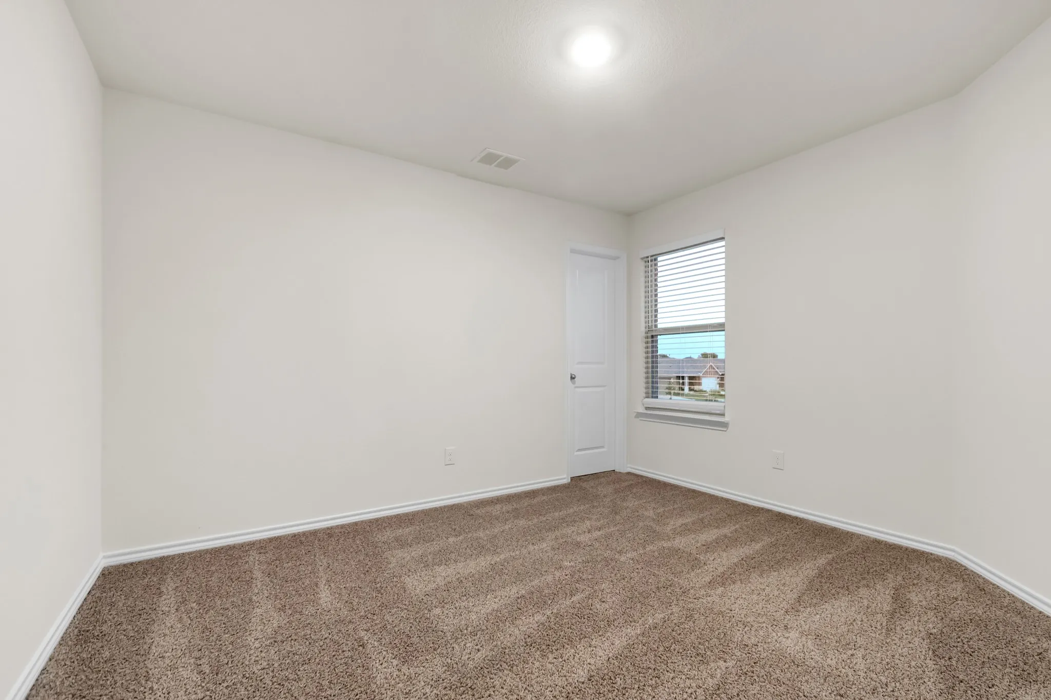 Single Family Residence For Sale in Kaufman County , 1171 Norias Drive, Forney, Texas 75126, 4 Bedroom, 3 Bathroom, 2 Garage spaces, 2,217 Sqft, built in 2022, mls#21362298, Real Estate Agent in Forney, Homes For Sale in Kaufman county, Homes For Sale in Forney, Realtor in Forney Texas, Real Estate Brokerage Independent Realty Texas, Luminita Cordes Realtor