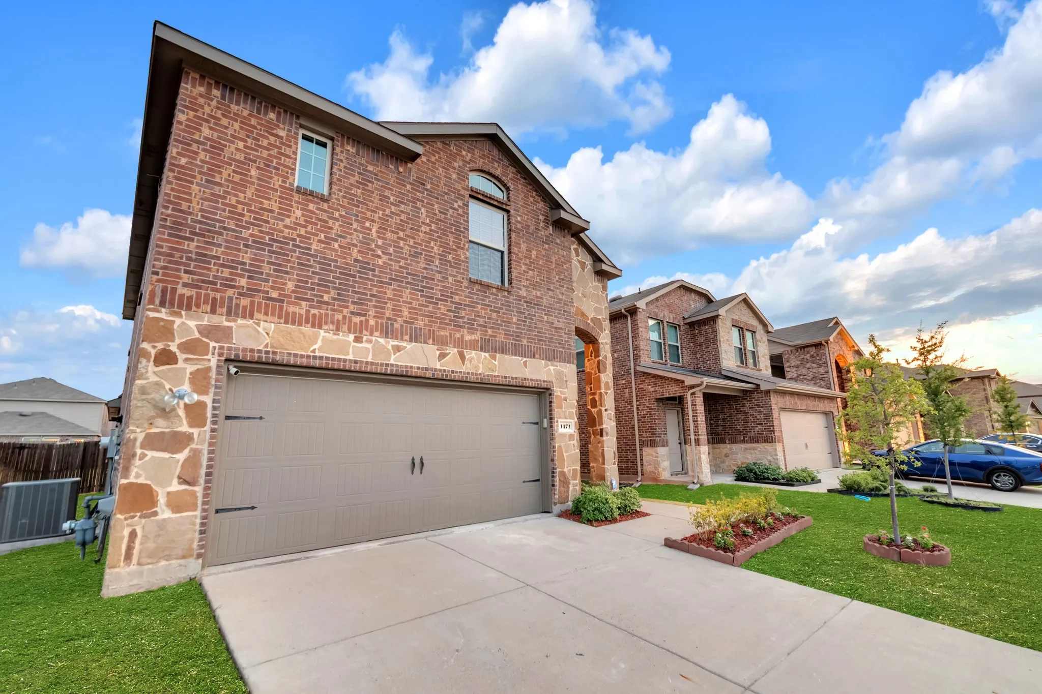 Single Family Residence For Sale in Kaufman County , 1171 Norias Drive, Forney, Texas 75126, 4 Bedroom, 3 Bathroom, 2 Garage spaces, 2,217 Sqft, built in 2022, mls#21362298, Real Estate Agent in Forney, Homes For Sale in Kaufman county, Homes For Sale in Forney, Realtor in Forney Texas, Real Estate Brokerage Independent Realty Texas, Luminita Cordes Realtor