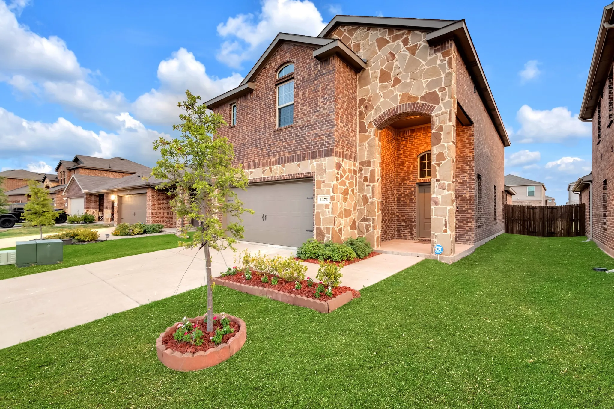Single Family Residence For Sale in Kaufman County , 1171 Norias Drive, Forney, Texas 75126, 4 Bedroom, 3 Bathroom, 2 Garage spaces, 2,217 Sqft, built in 2022, mls#21362298, Real Estate Agent in Forney, Homes For Sale in Kaufman county, Homes For Sale in Forney, Realtor in Forney Texas, Real Estate Brokerage Independent Realty Texas, Luminita Cordes Realtor