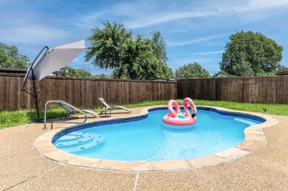 Single Family Residence For Rent in Dallas County , 3206 Heather Glen Drive, Mesquite, Texas 75150, 4 Bedroom, 2 Bathroom, 2 Garage spaces, 1,708 Sqft, built in 1972, mls#21375182, Real Estate Agent in Mesquite, Homes For Rent in Dallas county, Homes For Rent in Mesquite, Realtor in Mesquite Texas, Real Estate Brokerage Independent Realty Texas, Luminita Cordes Realtor