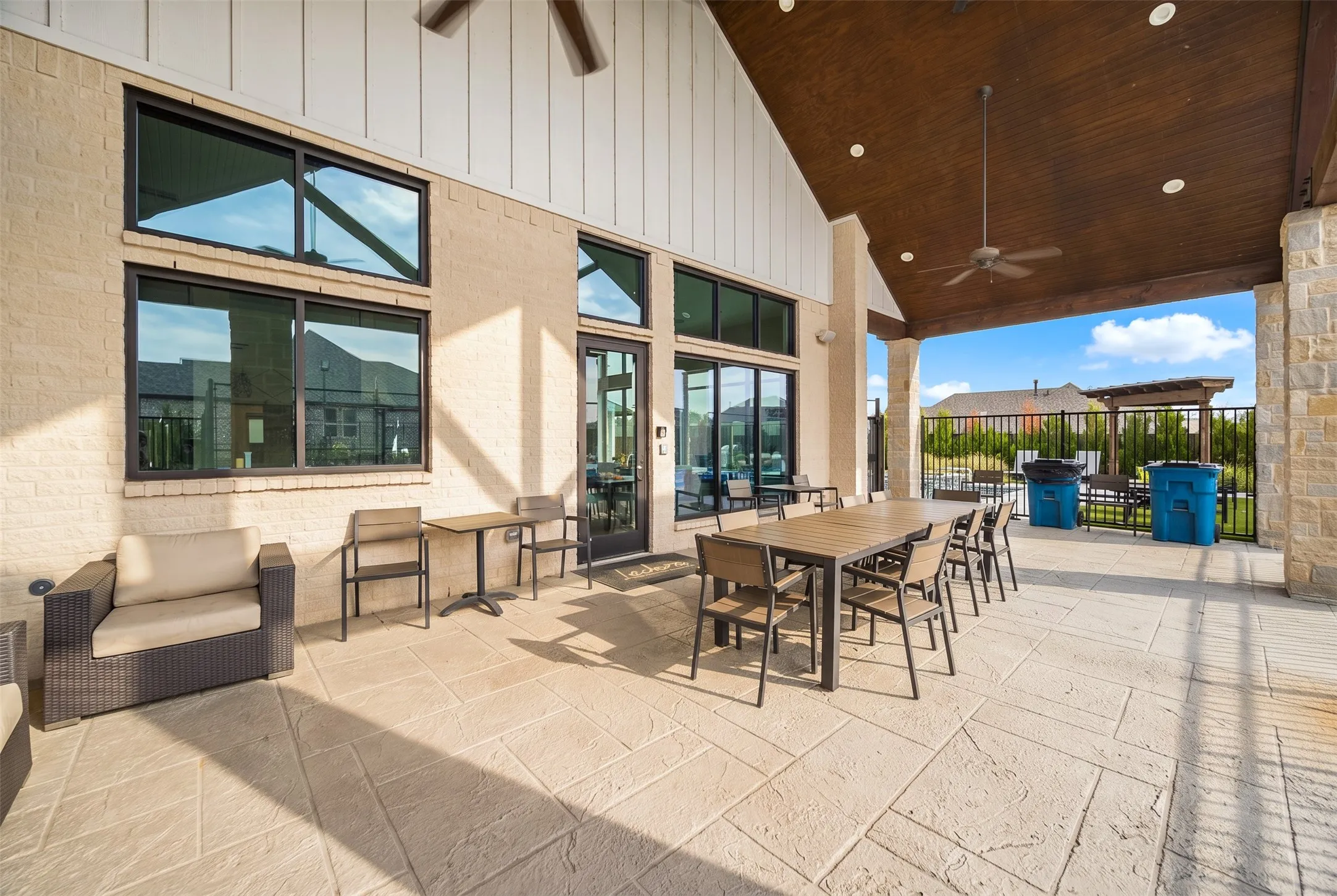 Ladera Patio