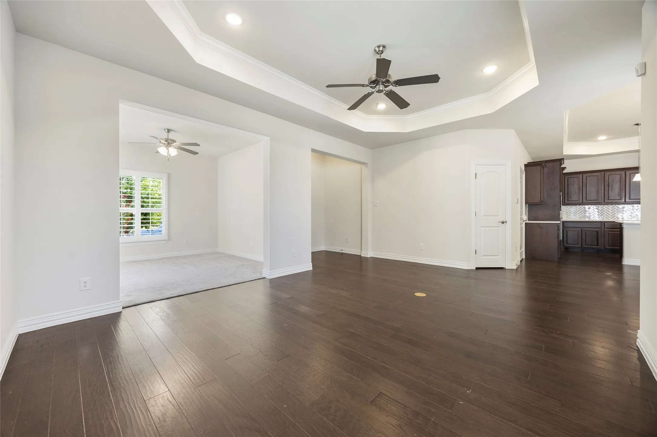 Single Family Residence For Sale in Rockwall County , 815 Rio Vista Lane, Rockwall, Texas 75087, 2 Bedroom, 2 Bathroom, 2 Garage spaces, 1,661 Sqft, built in 2020, mls#21375204, Real Estate Agent in Rockwall, Homes For Sale in Rockwall county, Homes For Sale in Rockwall, Realtor in Rockwall Texas, Real Estate Brokerage Independent Realty Texas, Luminita Cordes Realtor