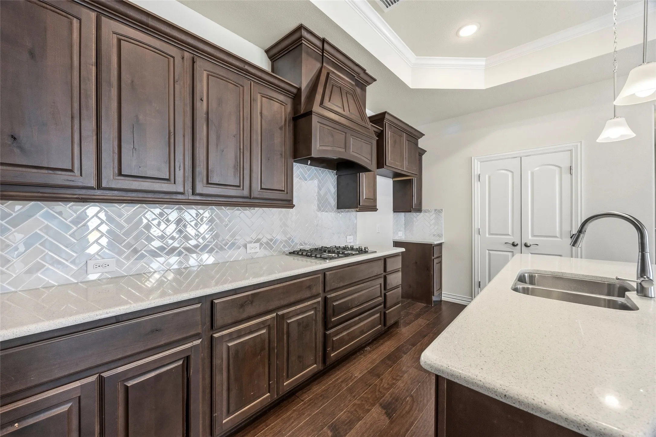 Single Family Residence For Sale in Rockwall County , 815 Rio Vista Lane, Rockwall, Texas 75087, 2 Bedroom, 2 Bathroom, 2 Garage spaces, 1,661 Sqft, built in 2020, mls#21375204, Real Estate Agent in Rockwall, Homes For Sale in Rockwall county, Homes For Sale in Rockwall, Realtor in Rockwall Texas, Real Estate Brokerage Independent Realty Texas, Luminita Cordes Realtor