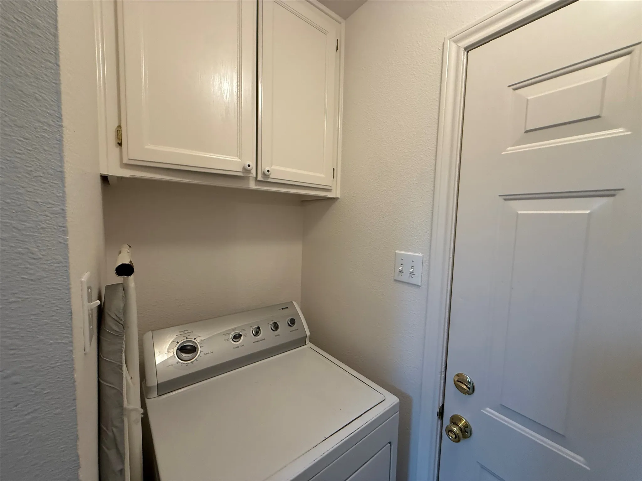Single Family Residence For Sale in Parker County , 1302 Pamela Drive, Weatherford, Texas 76086, 3 Bedroom, 2 Bathroom, 2 Garage spaces, 1,336 Sqft, built in 1995, mls#21369407, Real Estate Agent in Weatherford, Homes For Sale in Parker county, Homes For Sale in Weatherford, Realtor in Weatherford Texas, Real Estate Brokerage Independent Realty Texas, Luminita Cordes Realtor