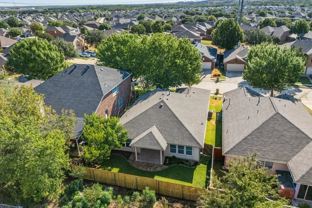 Single Family Residence For Sale in Denton County , 15533 Adlong Drive, Fort Worth, Texas 76262, 3 Bedroom, 2 Bathroom, 2 Garage spaces, 1,778 Sqft, built in 2006, mls#21375769, Real Estate Agent in Fort Worth, Homes For Sale in Denton county, Homes For Sale in Fort Worth, Realtor in Fort Worth Texas, Real Estate Brokerage Independent Realty Texas, Luminita Cordes Realtor