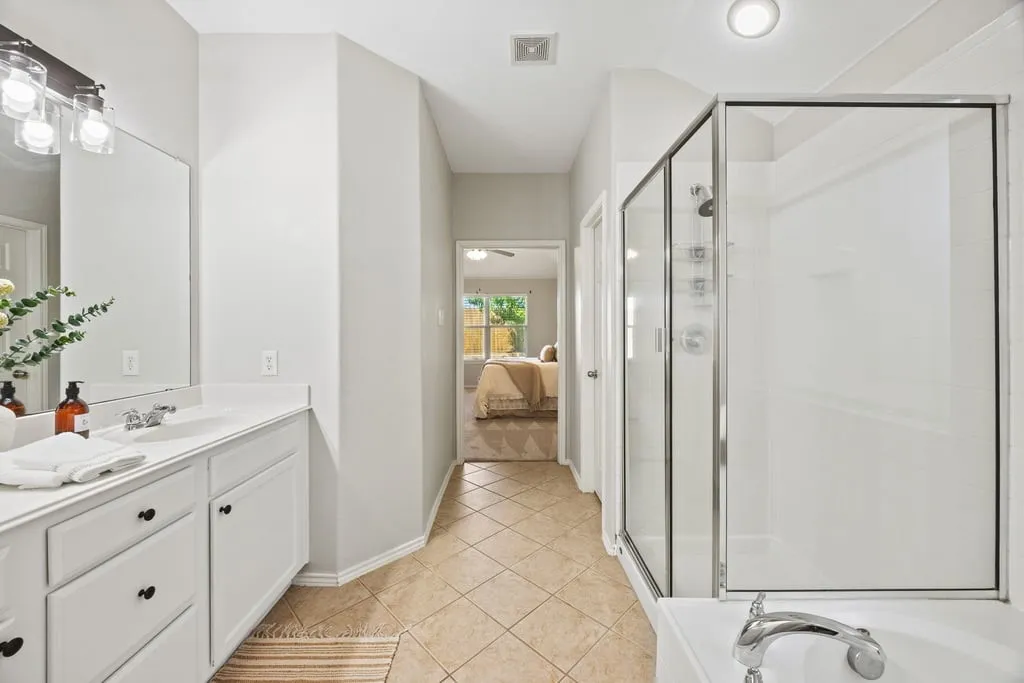 Single Family Residence For Sale in Denton County , 15533 Adlong Drive, Fort Worth, Texas 76262, 3 Bedroom, 2 Bathroom, 2 Garage spaces, 1,778 Sqft, built in 2006, mls#21375769, Real Estate Agent in Fort Worth, Homes For Sale in Denton county, Homes For Sale in Fort Worth, Realtor in Fort Worth Texas, Real Estate Brokerage Independent Realty Texas, Luminita Cordes Realtor