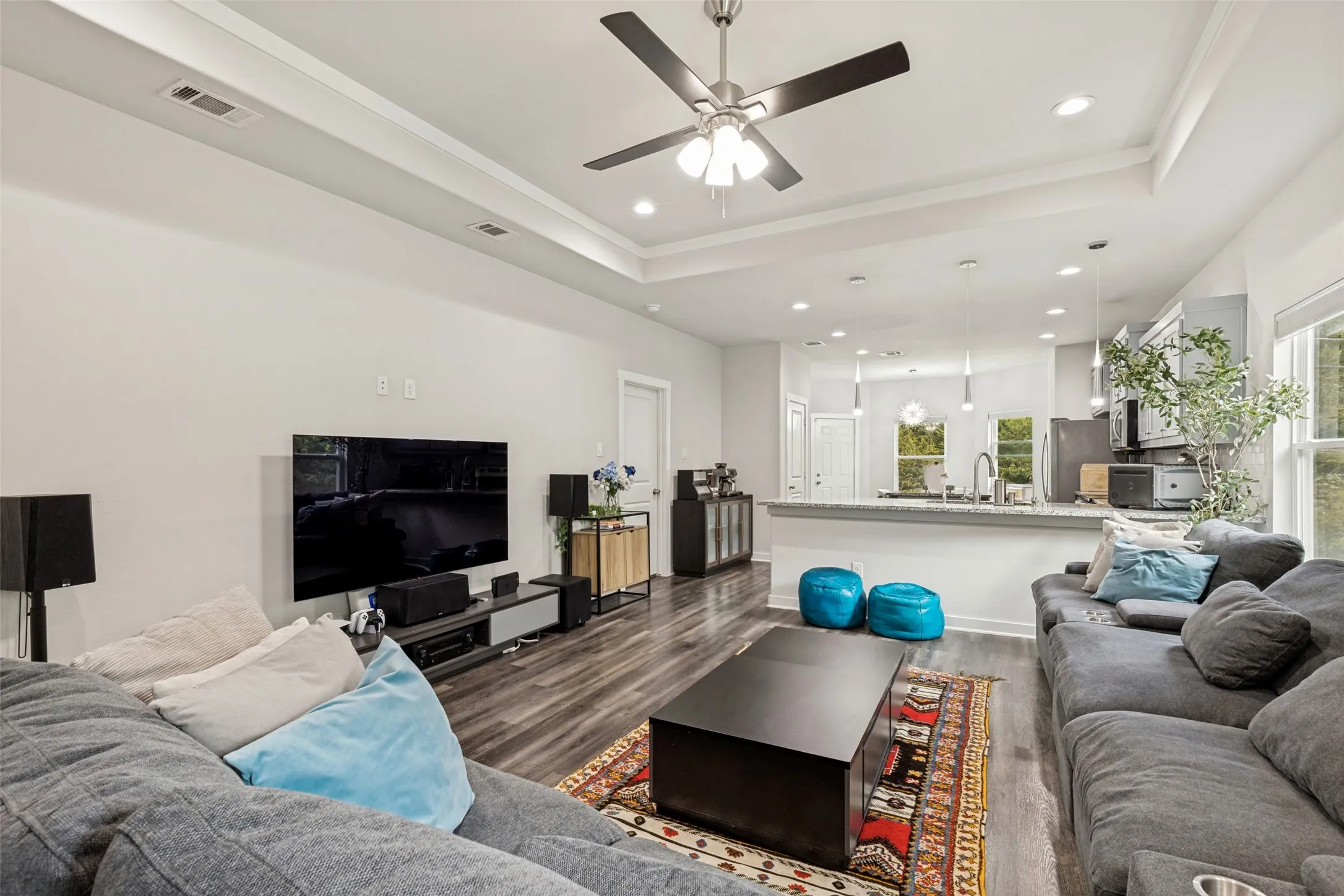 Single Family Residence For Rent in Dallas County , 2547 Fatima Avenue, Dallas, Texas 75241, 4 Bedroom, 2 Bathroom, 1 Garage spaces, 1,689 Sqft, built in 2022, mls#21375745, Real Estate Agent in Dallas, Homes For Rent in Dallas county, Homes For Rent in Dallas, Realtor in Dallas Texas, Real Estate Brokerage Independent Realty Texas, Luminita Cordes Realtor