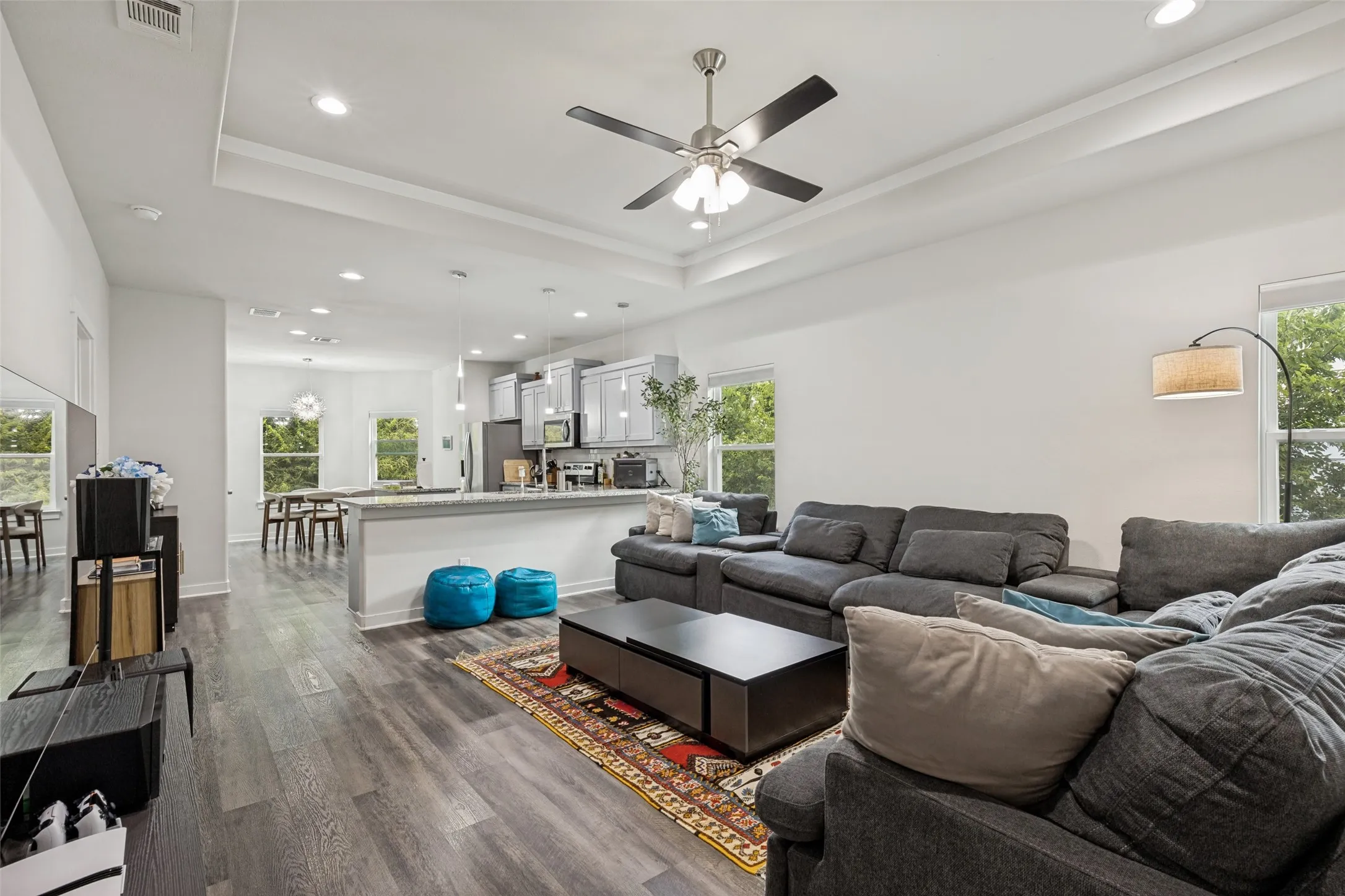 Single Family Residence For Rent in Dallas County , 2547 Fatima Avenue, Dallas, Texas 75241, 4 Bedroom, 2 Bathroom, 1 Garage spaces, 1,689 Sqft, built in 2022, mls#21375745, Real Estate Agent in Dallas, Homes For Rent in Dallas county, Homes For Rent in Dallas, Realtor in Dallas Texas, Real Estate Brokerage Independent Realty Texas, Luminita Cordes Realtor