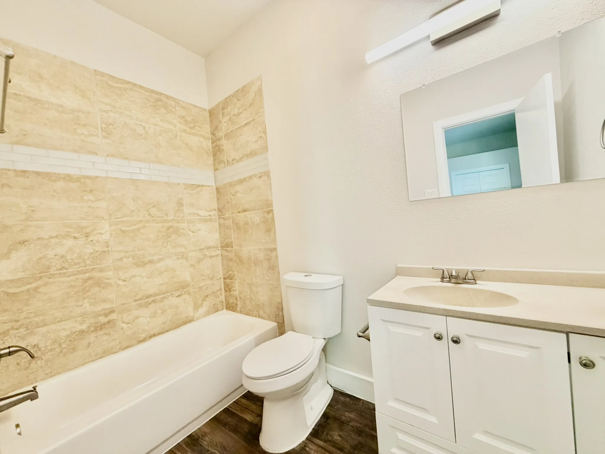 Single Family Residence For Rent in Grayson County , 26272 State Highway 56, Whitesboro, Texas 76273, 3 Bedroom, 2 Bathroom, Garage spaces, 1,435 Sqft, built in 1994, mls#21375783, Real Estate Agent in Whitesboro, Homes For Rent in Grayson county, Homes For Rent in Whitesboro, Realtor in Whitesboro Texas, Real Estate Brokerage Independent Realty Texas, Luminita Cordes Realtor