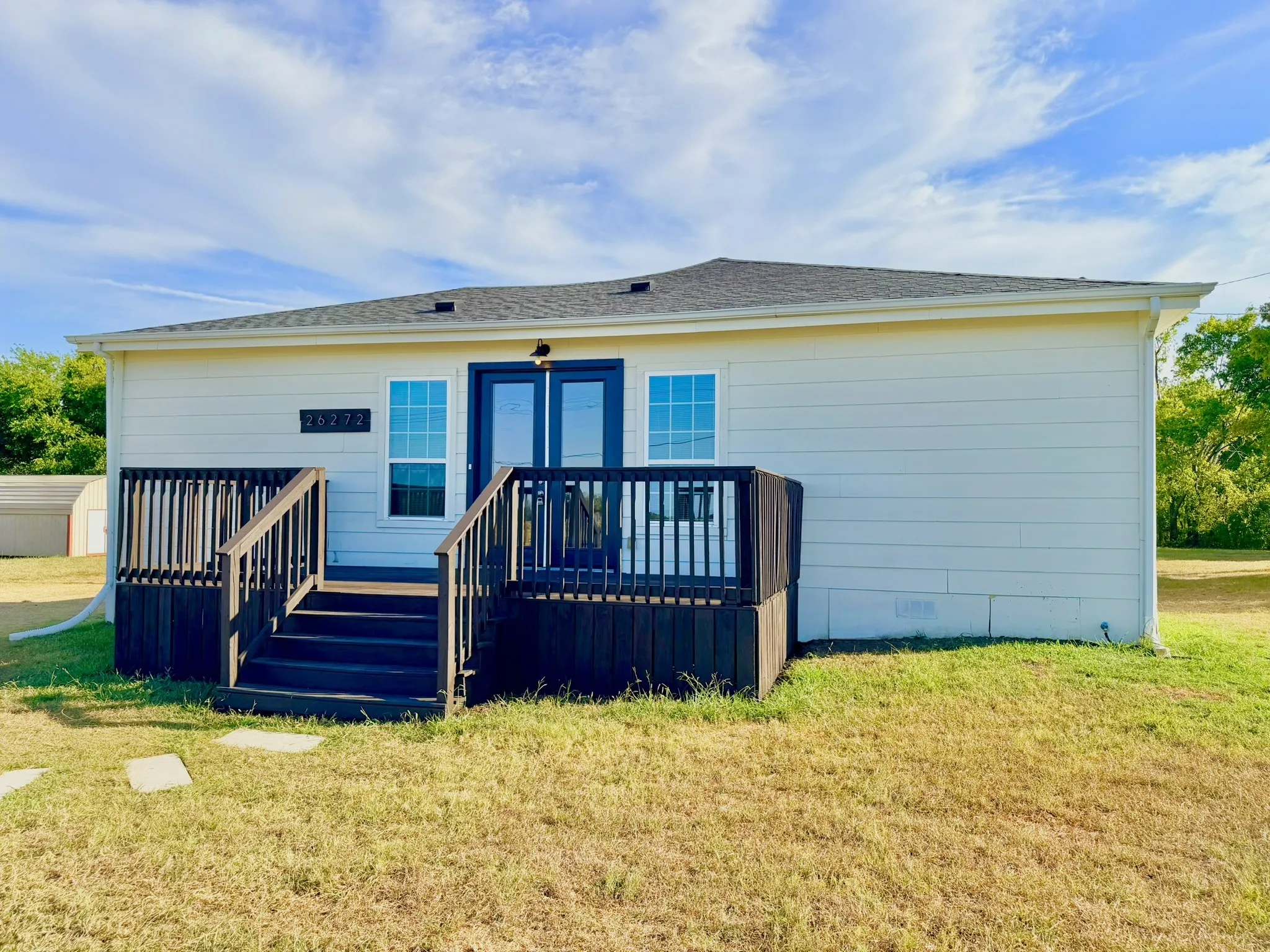 Single Family Residence For Rent in Grayson County , 26272 State Highway 56, Whitesboro, Texas 76273, 3 Bedroom, 2 Bathroom, Garage spaces, 1,435 Sqft, built in 1994, mls#21375783, Real Estate Agent in Whitesboro, Homes For Rent in Grayson county, Homes For Rent in Whitesboro, Realtor in Whitesboro Texas, Real Estate Brokerage Independent Realty Texas, Luminita Cordes Realtor