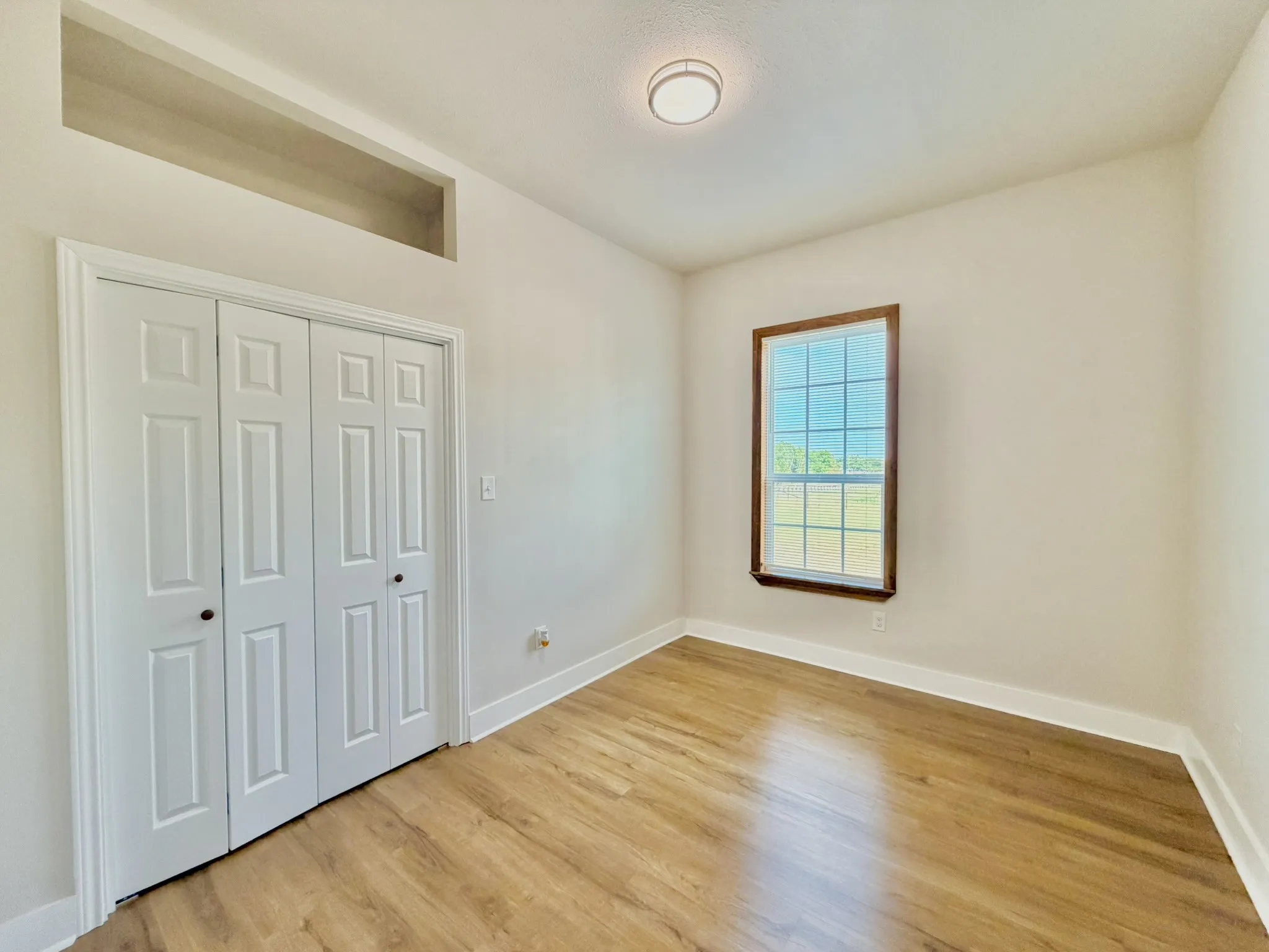 Single Family Residence For Rent in Grayson County , 26272 State Highway 56, Whitesboro, Texas 76273, 3 Bedroom, 2 Bathroom, Garage spaces, 1,435 Sqft, built in 1994, mls#21375783, Real Estate Agent in Whitesboro, Homes For Rent in Grayson county, Homes For Rent in Whitesboro, Realtor in Whitesboro Texas, Real Estate Brokerage Independent Realty Texas, Luminita Cordes Realtor