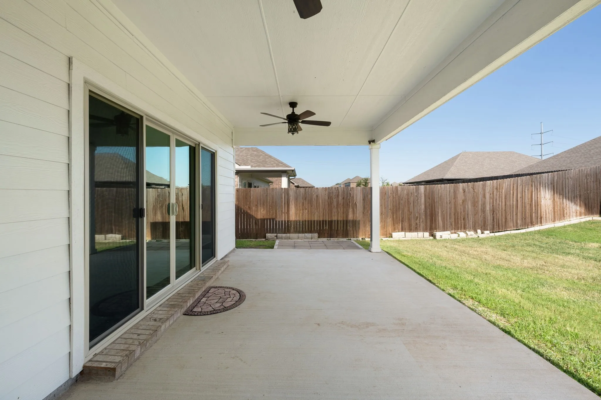 Single Family Residence For Rent in Rockwall County , 148 Lisa Lane, Royse City, Texas 75189, 4 Bedroom, 4 Bathroom, 2 Garage spaces, 3,111 Sqft, built in 2021, mls#21375601, Real Estate Agent in Royse City, Homes For Rent in Rockwall county, Homes For Rent in Royse City, Realtor in Royse City Texas, Real Estate Brokerage Independent Realty Texas, Luminita Cordes Realtor