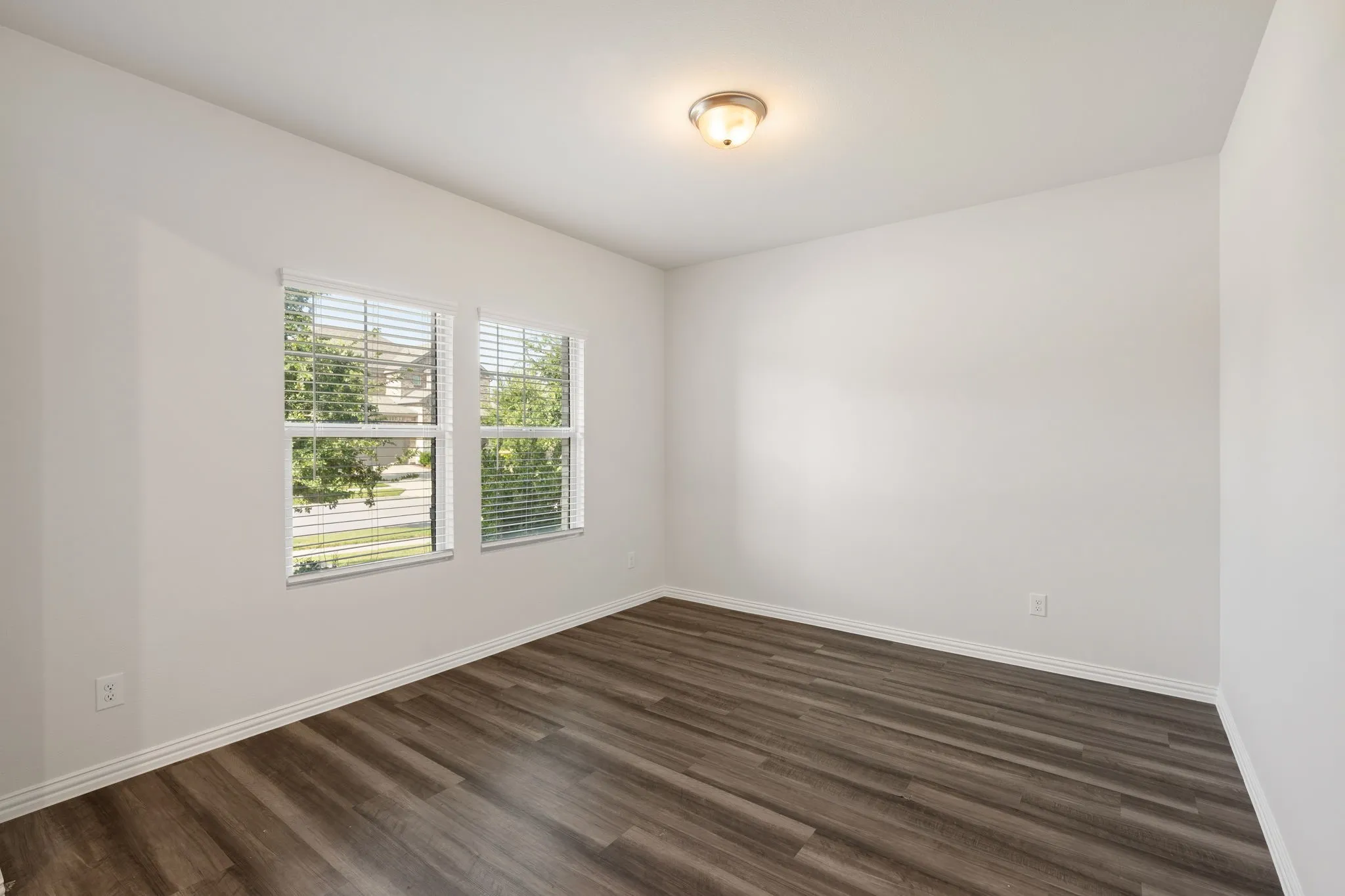 Single Family Residence For Rent in Rockwall County , 148 Lisa Lane, Royse City, Texas 75189, 4 Bedroom, 4 Bathroom, 2 Garage spaces, 3,111 Sqft, built in 2021, mls#21375601, Real Estate Agent in Royse City, Homes For Rent in Rockwall county, Homes For Rent in Royse City, Realtor in Royse City Texas, Real Estate Brokerage Independent Realty Texas, Luminita Cordes Realtor