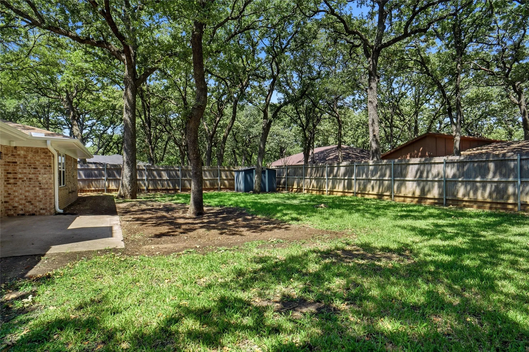 Single Family Residence For Rent in Tarrant County , 2958 Columbine Drive, Grapevine, Texas 76051, 3 Bedroom, 2 Bathroom, 2 Garage spaces, 1,894 Sqft, built in 1977, mls#21374276, Real Estate Agent in Grapevine, Homes For Rent in Tarrant county, Homes For Rent in Grapevine, Realtor in Grapevine Texas, Real Estate Brokerage Independent Realty Texas, Luminita Cordes Realtor