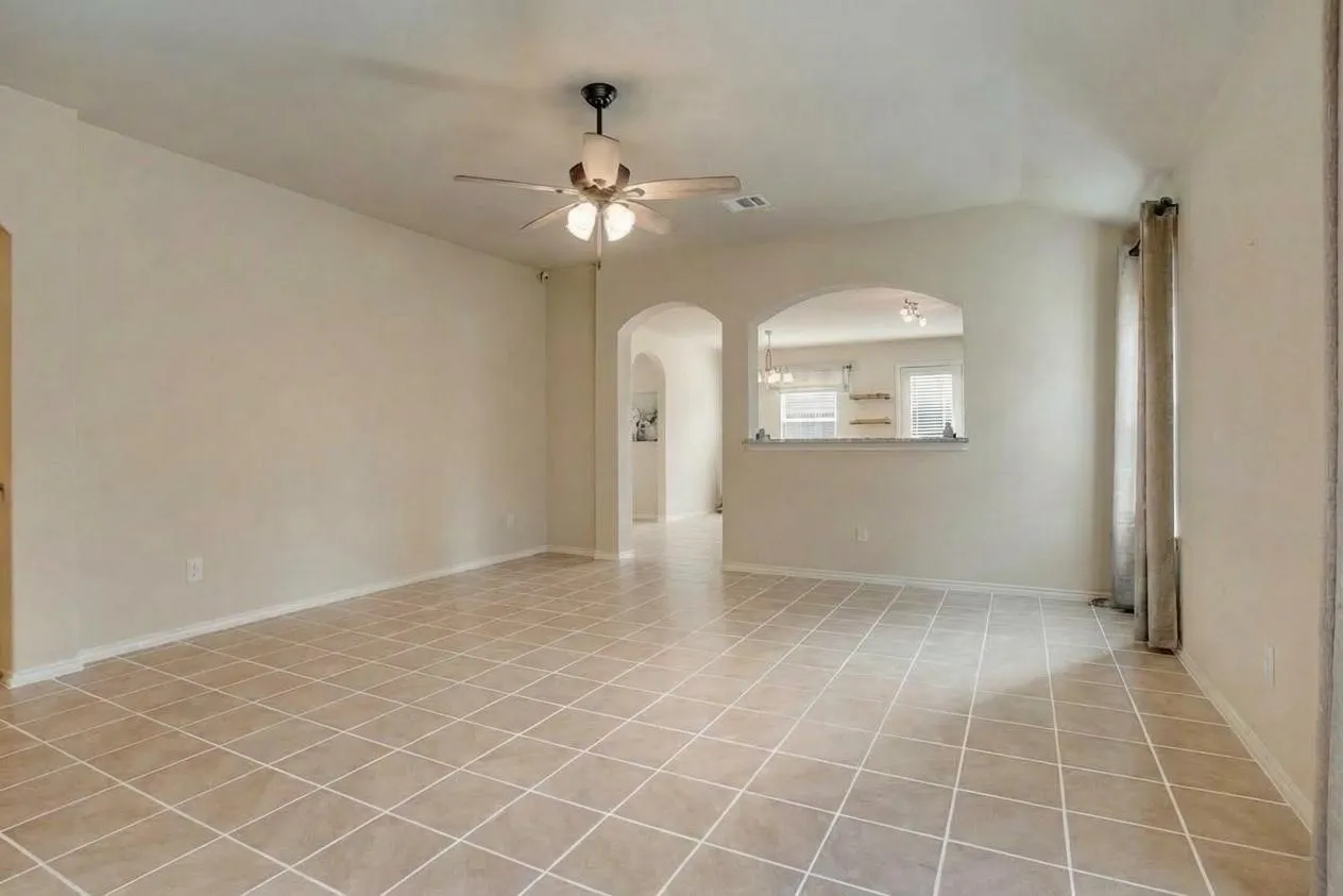 Single Family Residence For Rent in Collin County , 1404 Marble Street, Princeton, Texas 75407, 4 Bedroom, 2 Bathroom, 2 Garage spaces, 1,650 Sqft, built in 2017, mls#21373486, Real Estate Agent in Princeton, Homes For Rent in Collin county, Homes For Rent in Princeton, Realtor in Princeton Texas, Real Estate Brokerage Independent Realty Texas, Luminita Cordes Realtor
