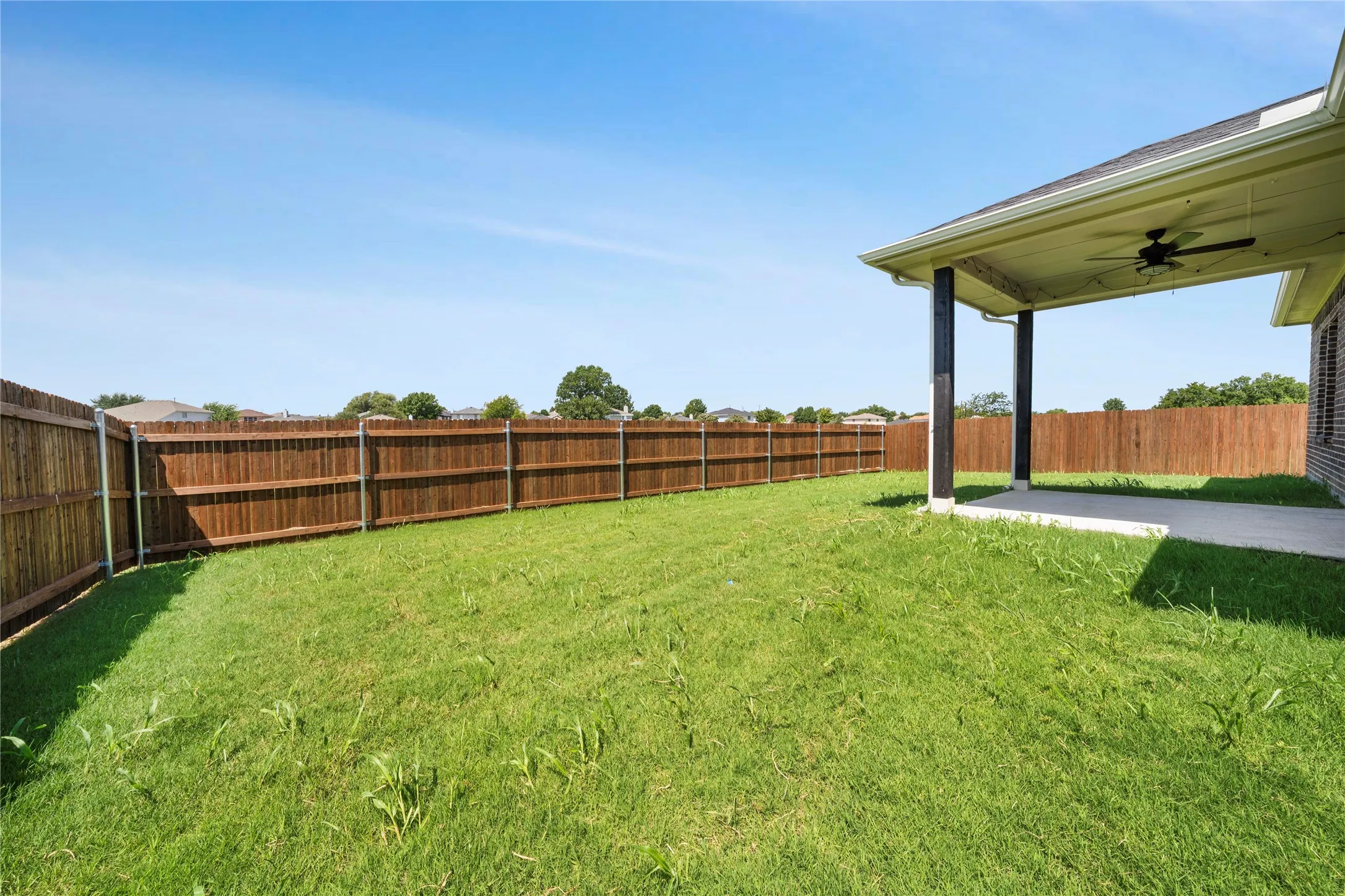 Single Family Residence For Rent in Grayson County , 2110 Ridgecrest Lane, Sherman, Texas 75092, 4 Bedroom, 2 Bathroom, 2 Garage spaces, 1,800 Sqft, built in 2024, mls#21374779, Real Estate Agent in Sherman, Homes For Rent in Grayson county, Homes For Rent in Sherman, Realtor in Sherman Texas, Real Estate Brokerage Independent Realty Texas, Luminita Cordes Realtor