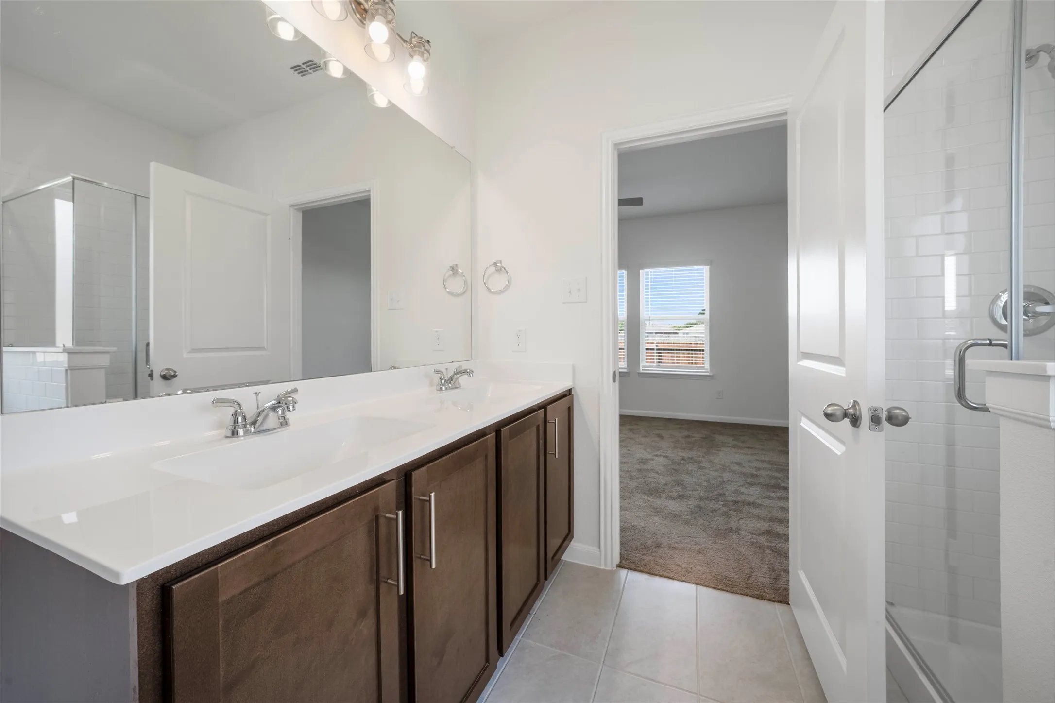 Single Family Residence For Rent in Grayson County , 2110 Ridgecrest Lane, Sherman, Texas 75092, 4 Bedroom, 2 Bathroom, 2 Garage spaces, 1,800 Sqft, built in 2024, mls#21374779, Real Estate Agent in Sherman, Homes For Rent in Grayson county, Homes For Rent in Sherman, Realtor in Sherman Texas, Real Estate Brokerage Independent Realty Texas, Luminita Cordes Realtor