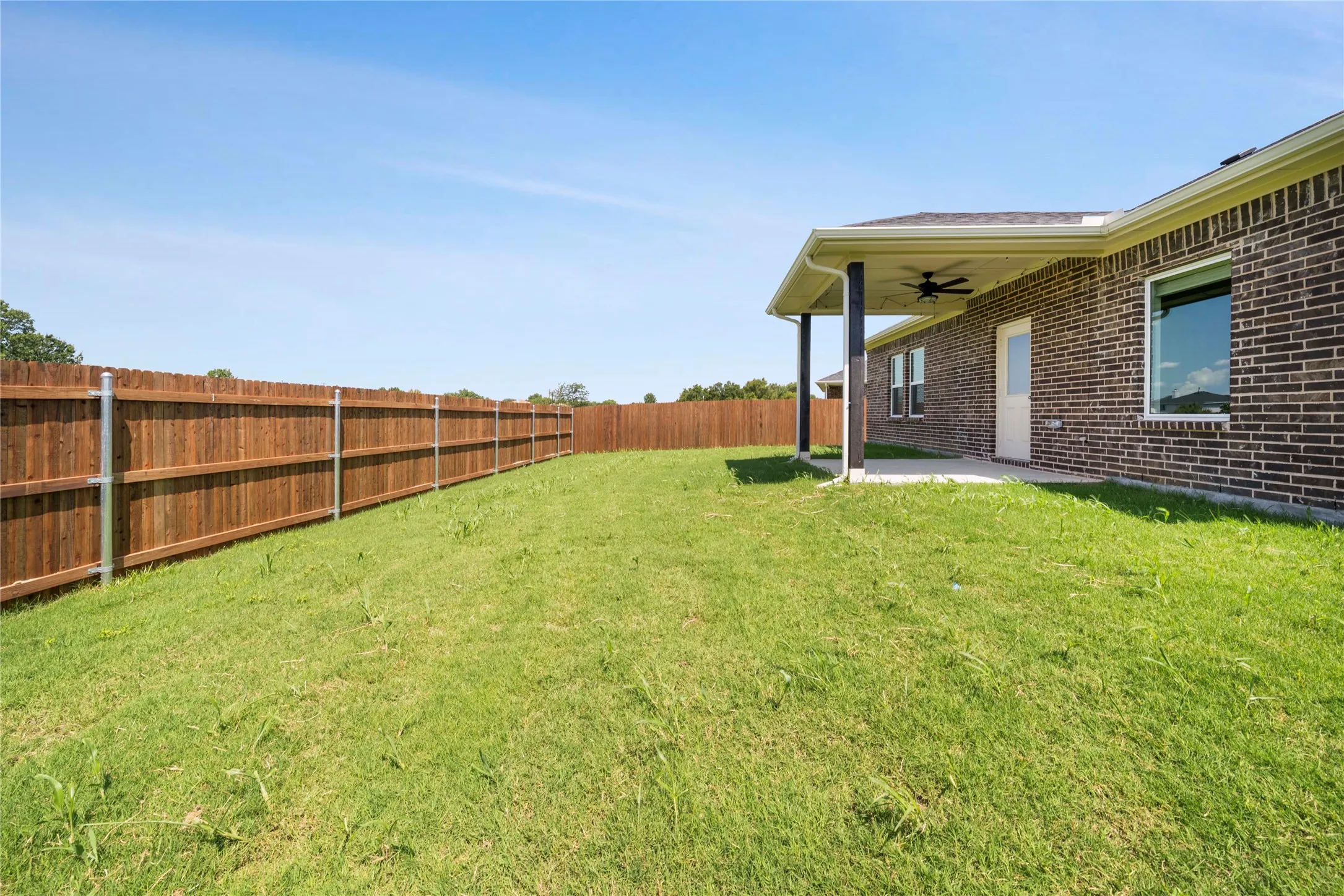 Single Family Residence For Rent in Grayson County , 2110 Ridgecrest Lane, Sherman, Texas 75092, 4 Bedroom, 2 Bathroom, 2 Garage spaces, 1,800 Sqft, built in 2024, mls#21374779, Real Estate Agent in Sherman, Homes For Rent in Grayson county, Homes For Rent in Sherman, Realtor in Sherman Texas, Real Estate Brokerage Independent Realty Texas, Luminita Cordes Realtor