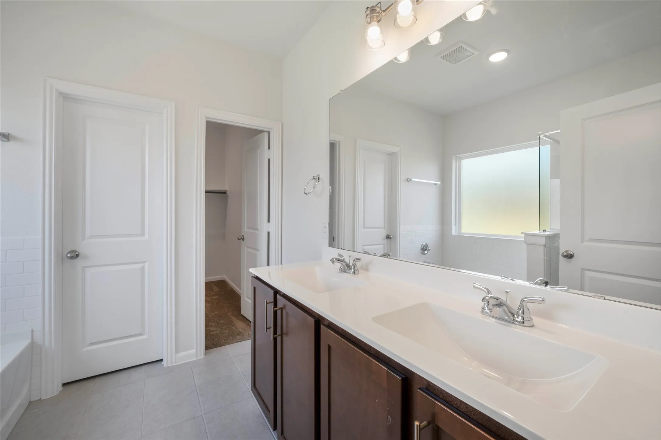 Single Family Residence For Rent in Grayson County , 2110 Ridgecrest Lane, Sherman, Texas 75092, 4 Bedroom, 2 Bathroom, 2 Garage spaces, 1,800 Sqft, built in 2024, mls#21374779, Real Estate Agent in Sherman, Homes For Rent in Grayson county, Homes For Rent in Sherman, Realtor in Sherman Texas, Real Estate Brokerage Independent Realty Texas, Luminita Cordes Realtor