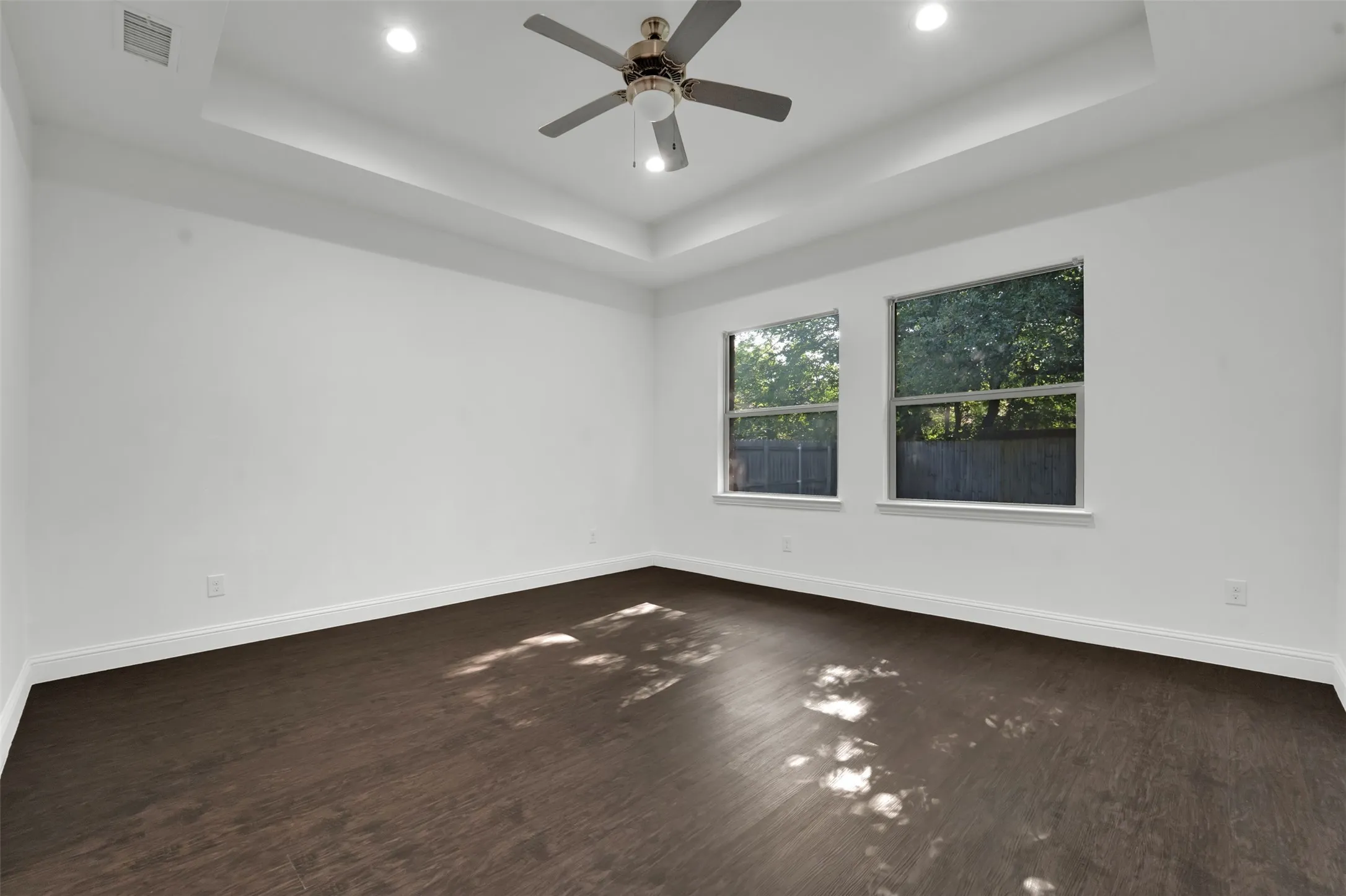 Single Family Residence For Sale in Dallas County , 4902 Rimwood Drive, Balch Springs, Texas 75180, 4 Bedroom, 2 Bathroom, 2 Garage spaces, 1,690 Sqft, built in 2018, mls#21373522, Real Estate Agent in Balch Springs, Homes For Sale in Dallas county, Homes For Sale in Balch Springs, Realtor in Balch Springs Texas, Real Estate Brokerage Independent Realty Texas, Luminita Cordes Realtor