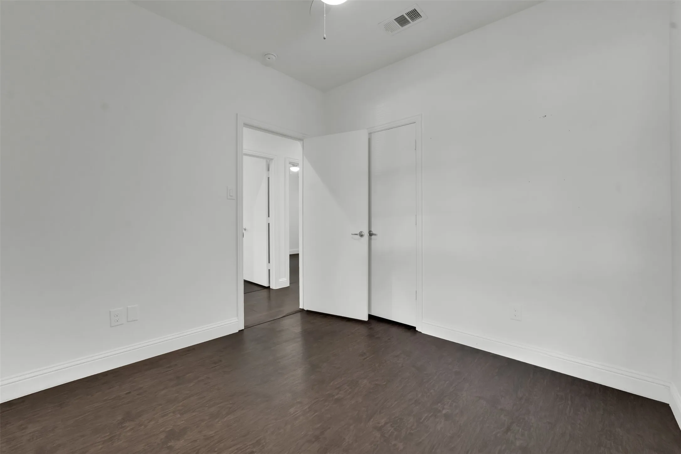 Single Family Residence For Sale in Dallas County , 4902 Rimwood Drive, Balch Springs, Texas 75180, 4 Bedroom, 2 Bathroom, 2 Garage spaces, 1,690 Sqft, built in 2018, mls#21373522, Real Estate Agent in Balch Springs, Homes For Sale in Dallas county, Homes For Sale in Balch Springs, Realtor in Balch Springs Texas, Real Estate Brokerage Independent Realty Texas, Luminita Cordes Realtor