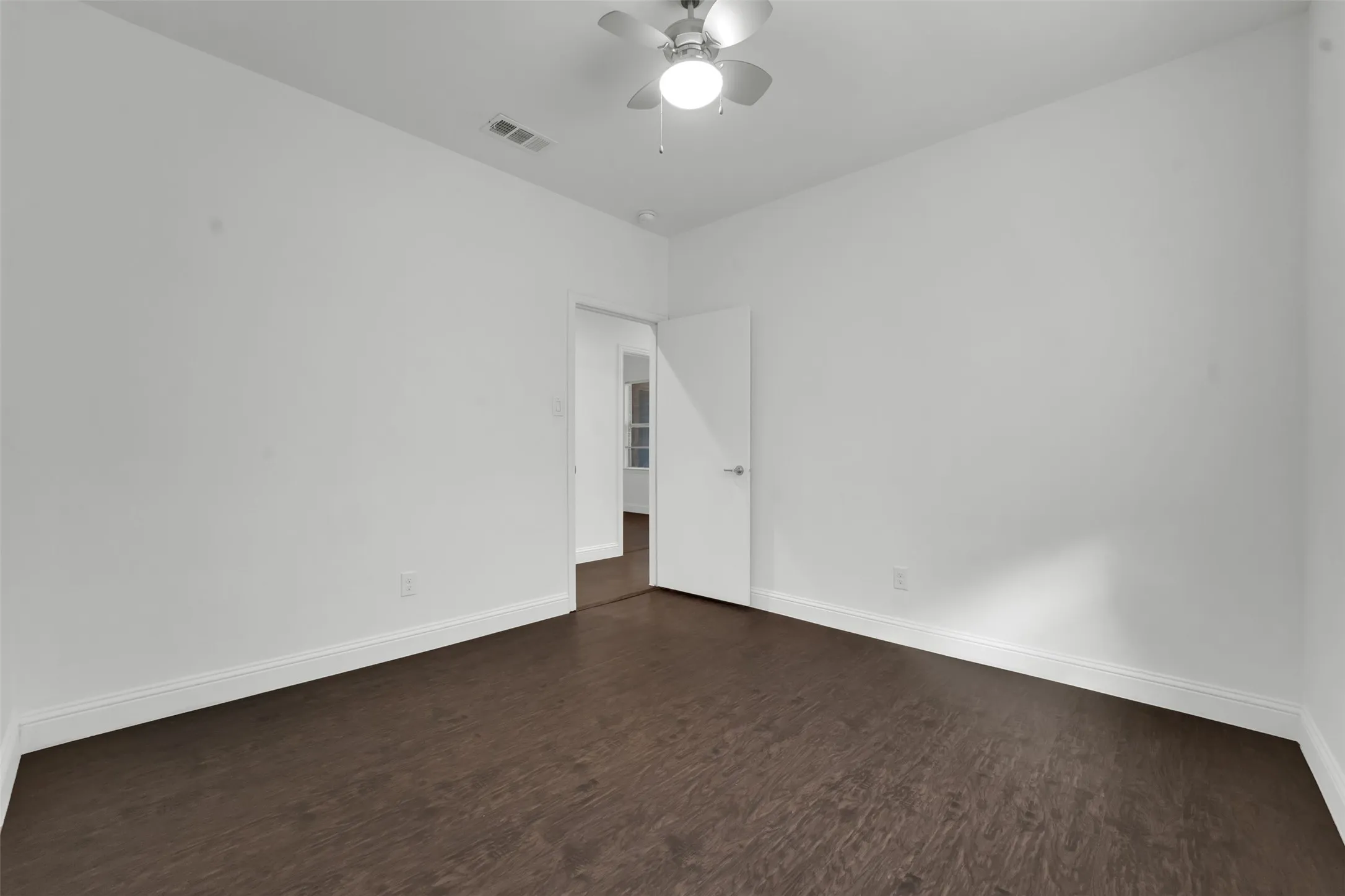 Single Family Residence For Sale in Dallas County , 4902 Rimwood Drive, Balch Springs, Texas 75180, 4 Bedroom, 2 Bathroom, 2 Garage spaces, 1,690 Sqft, built in 2018, mls#21373522, Real Estate Agent in Balch Springs, Homes For Sale in Dallas county, Homes For Sale in Balch Springs, Realtor in Balch Springs Texas, Real Estate Brokerage Independent Realty Texas, Luminita Cordes Realtor