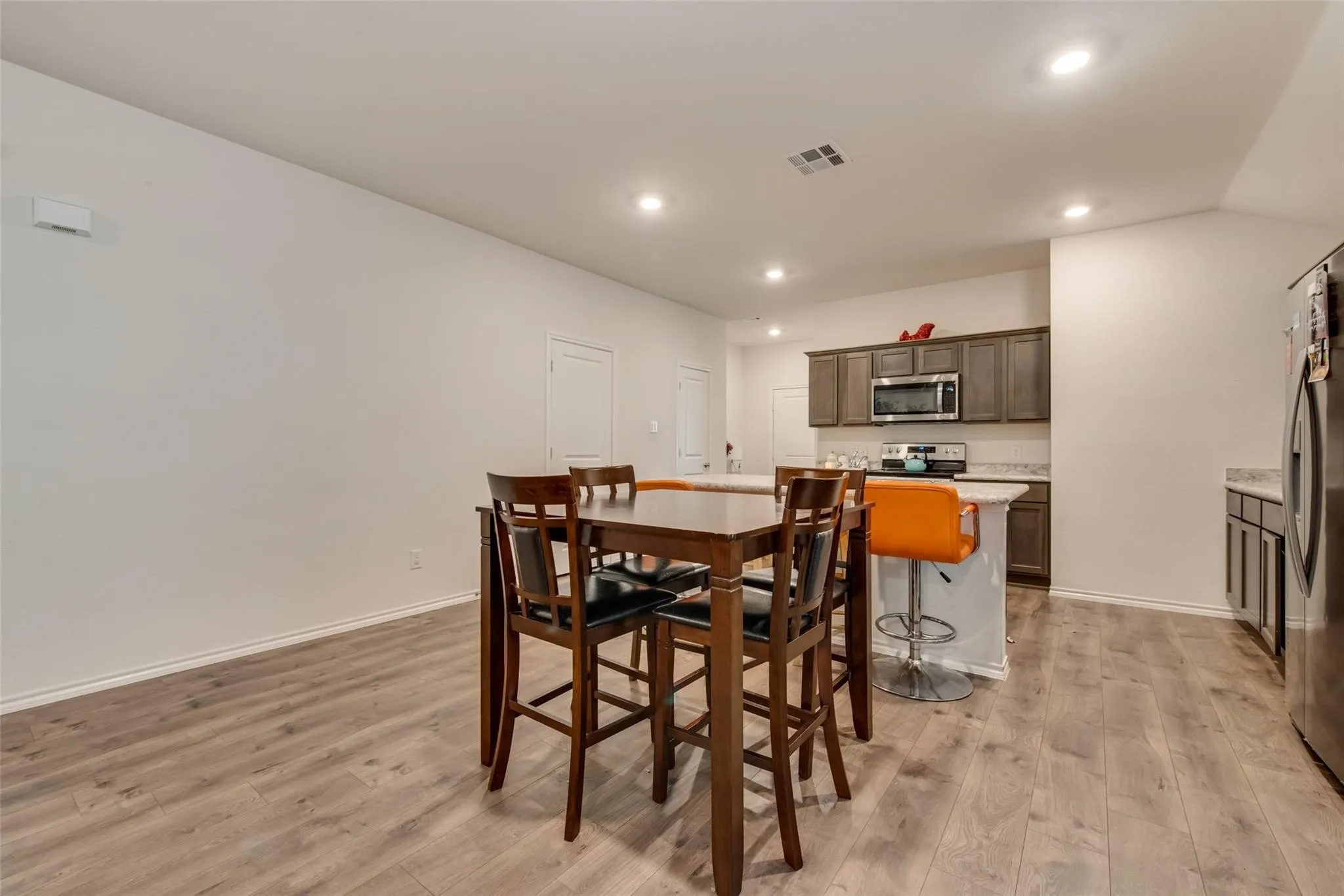 Single Family Residence For Rent in Kaufman County , 3106 Shorthorn Way, Forney, Texas 75126, 4 Bedroom, 2 Bathroom, 2 Garage spaces, 1,908 Sqft, built in 2020, mls#21375799, Real Estate Agent in Forney, Homes For Rent in Kaufman county, Homes For Rent in Forney, Realtor in Forney Texas, Real Estate Brokerage Independent Realty Texas, Luminita Cordes Realtor