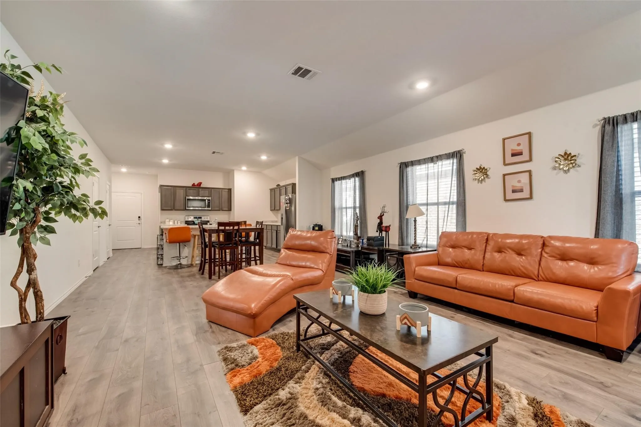 Single Family Residence For Rent in Kaufman County , 3106 Shorthorn Way, Forney, Texas 75126, 4 Bedroom, 2 Bathroom, 2 Garage spaces, 1,908 Sqft, built in 2020, mls#21375799, Real Estate Agent in Forney, Homes For Rent in Kaufman county, Homes For Rent in Forney, Realtor in Forney Texas, Real Estate Brokerage Independent Realty Texas, Luminita Cordes Realtor