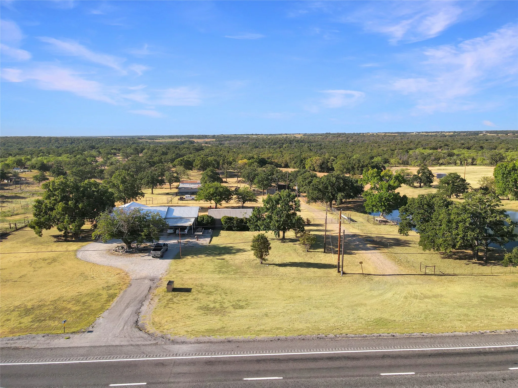 Farm For Sale in Eastland County , 9173 Highway 6, Cisco, Texas 76437, 5 Bedroom, 3 Bathroom, Garage spaces, 2,838 Sqft, built in 1970, mls#21375804, Real Estate Agent in Cisco, Homes For Sale in Eastland county, Homes For Sale in Cisco, Realtor in Cisco Texas, Real Estate Brokerage Independent Realty Texas, Luminita Cordes Realtor