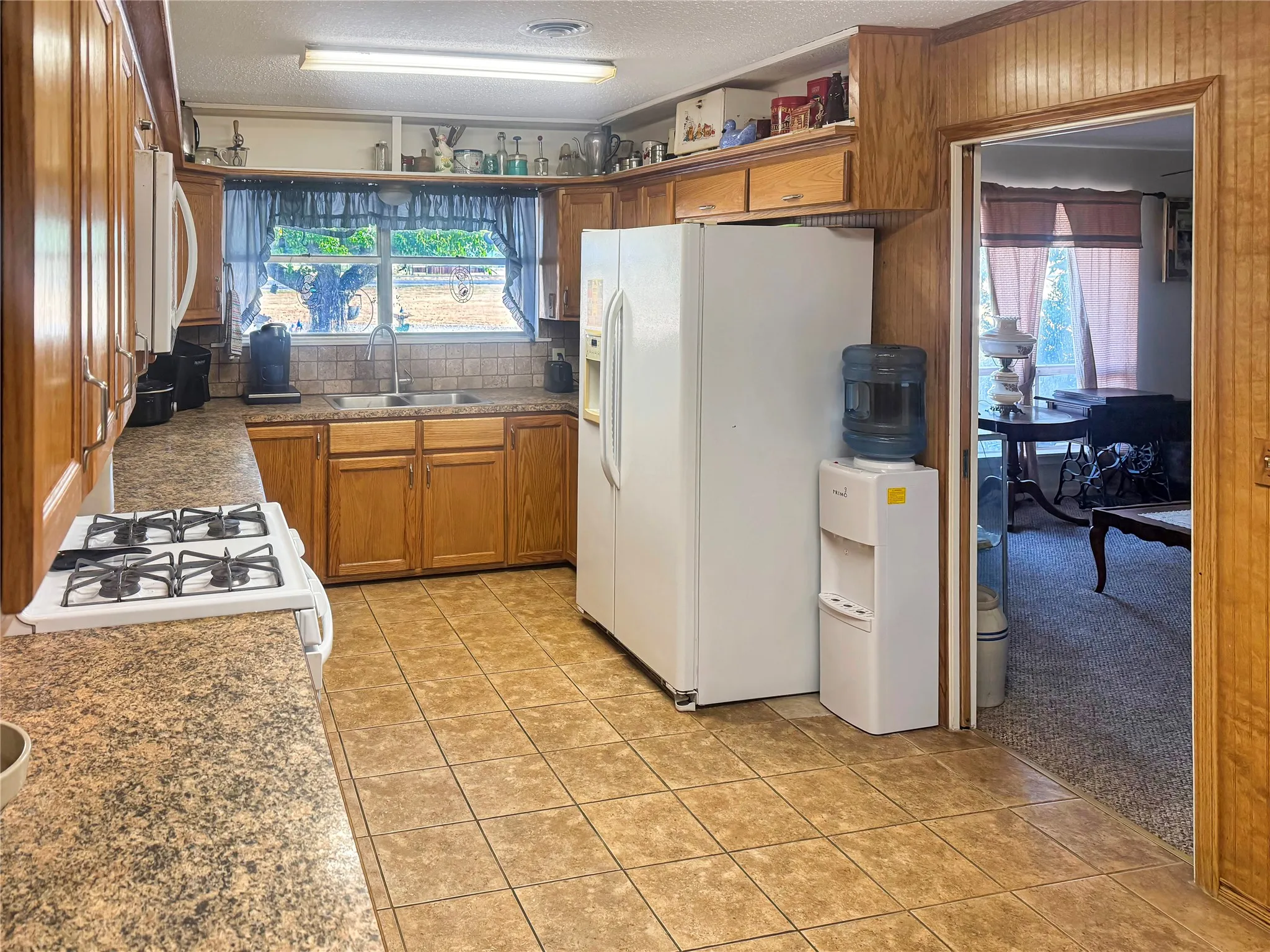 Farm For Sale in Eastland County , 9173 Highway 6, Cisco, Texas 76437, 5 Bedroom, 3 Bathroom, Garage spaces, 2,838 Sqft, built in 1970, mls#21375804, Real Estate Agent in Cisco, Homes For Sale in Eastland county, Homes For Sale in Cisco, Realtor in Cisco Texas, Real Estate Brokerage Independent Realty Texas, Luminita Cordes Realtor