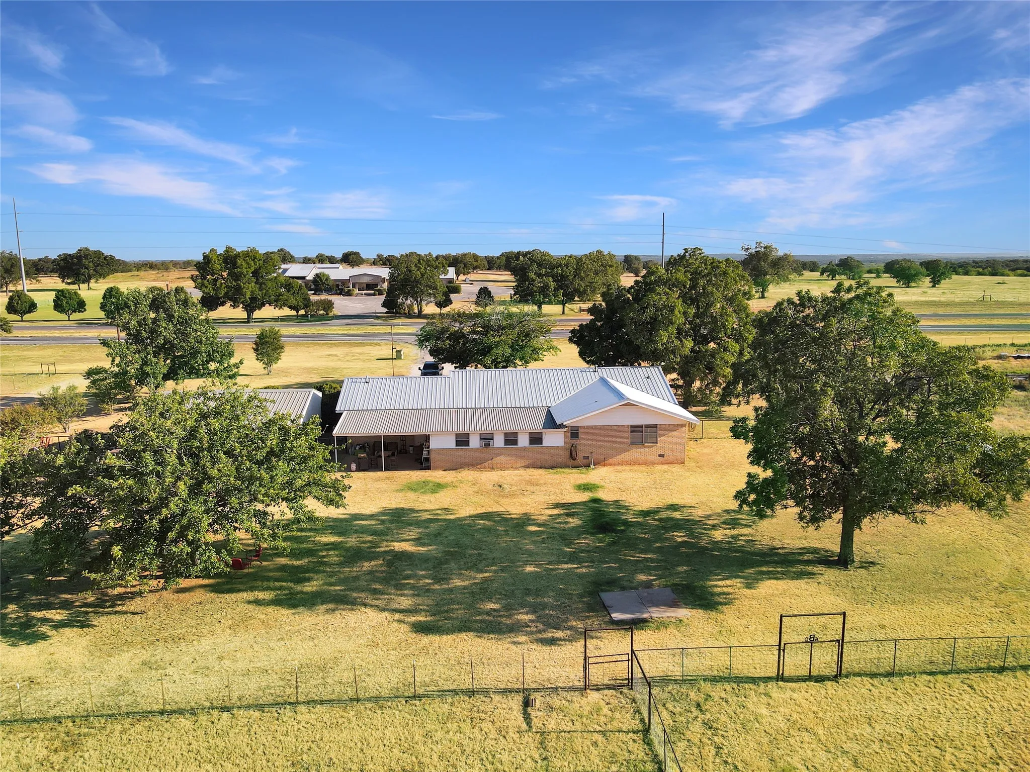 Farm For Sale in Eastland County , 9173 Highway 6, Cisco, Texas 76437, 5 Bedroom, 3 Bathroom, Garage spaces, 2,838 Sqft, built in 1970, mls#21375804, Real Estate Agent in Cisco, Homes For Sale in Eastland county, Homes For Sale in Cisco, Realtor in Cisco Texas, Real Estate Brokerage Independent Realty Texas, Luminita Cordes Realtor