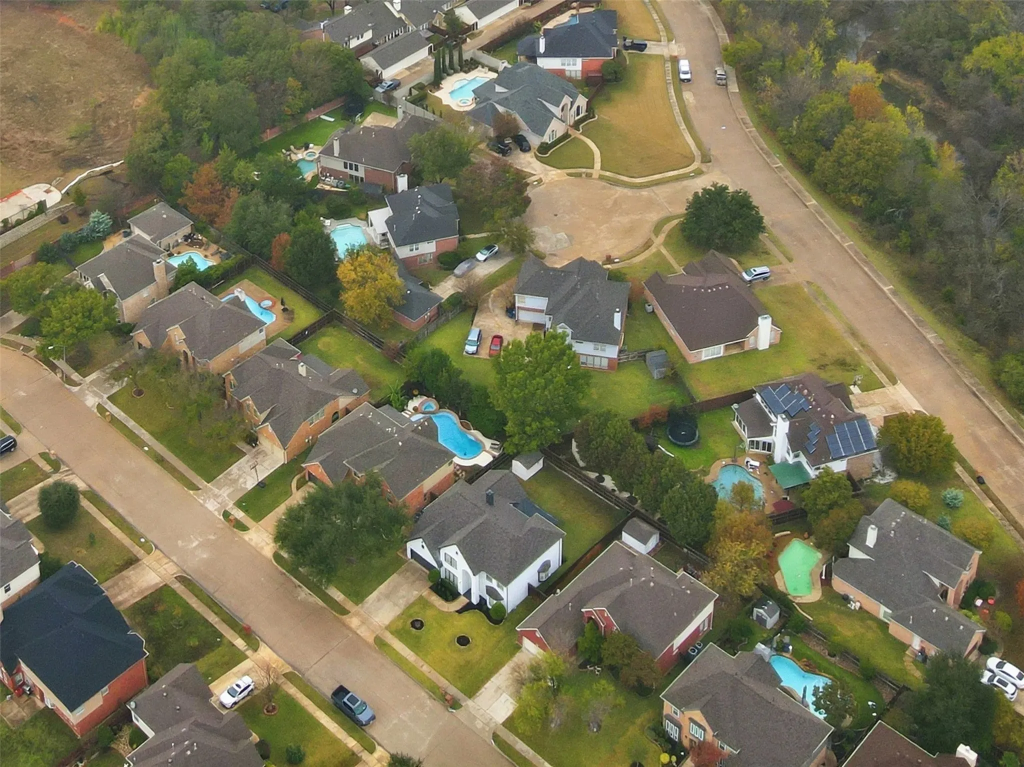 Single Family Residence For Rent in Tarrant County , 1956 N Port Court, Grapevine, Texas 76051, 5 Bedroom, 4 Bathroom, 2 Garage spaces, 3,004 Sqft, built in 1996, mls#21375666, Real Estate Agent in Grapevine, Homes For Rent in Tarrant county, Homes For Rent in Grapevine, Realtor in Grapevine Texas, Real Estate Brokerage Independent Realty Texas, Luminita Cordes Realtor