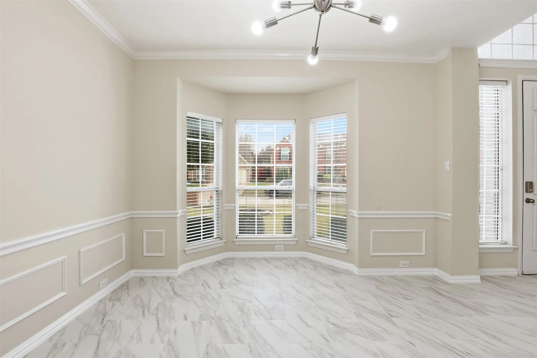 Formal Dining