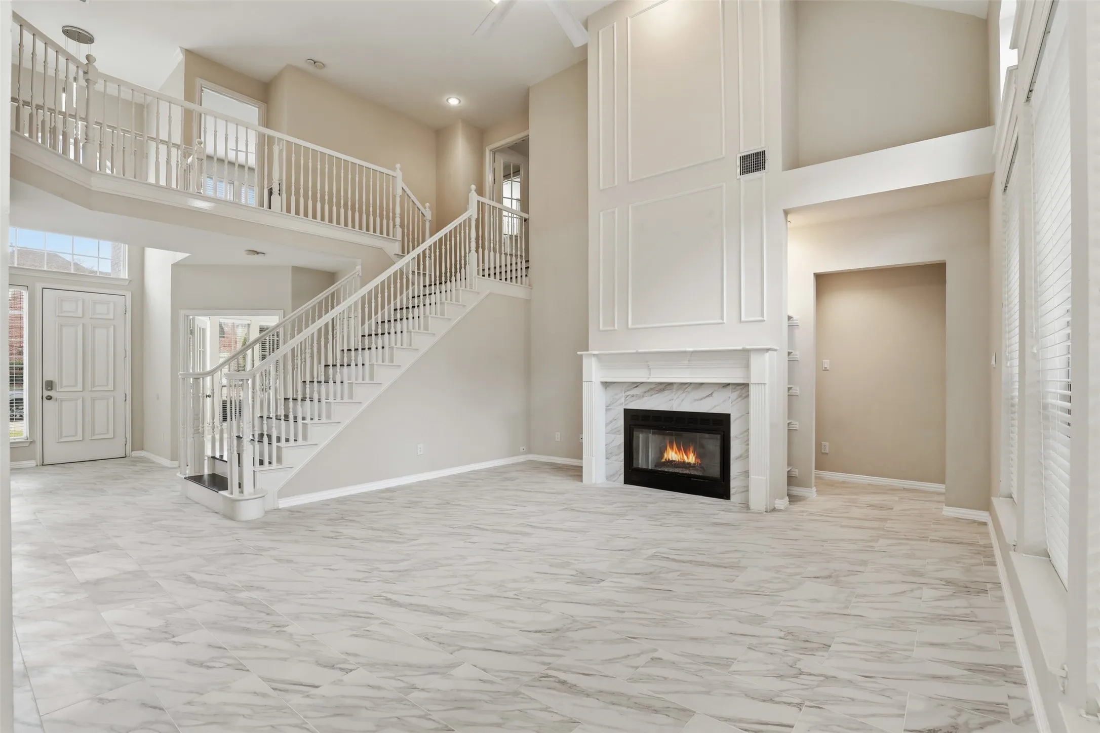 Single Family Residence For Rent in Tarrant County , 1956 N Port Court, Grapevine, Texas 76051, 5 Bedroom, 4 Bathroom, 2 Garage spaces, 3,004 Sqft, built in 1996, mls#21375666, Real Estate Agent in Grapevine, Homes For Rent in Tarrant county, Homes For Rent in Grapevine, Realtor in Grapevine Texas, Real Estate Brokerage Independent Realty Texas, Luminita Cordes Realtor