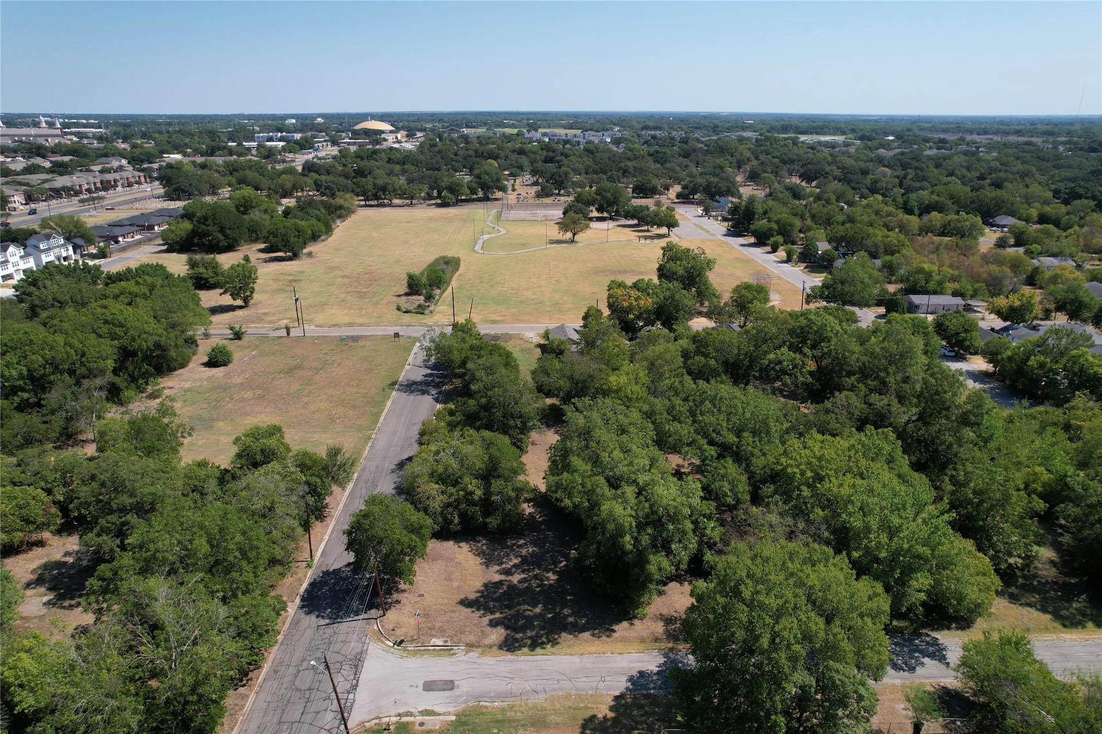 Unimproved Land For Sale in Mc Lennan County , 2600 S 10th Street, Waco, Texas 76706, 0, 0, Garage spaces, 0 Sqft, built in 0, mls#21375807, Real Estate Agent in Waco, Homes For Sale in Mc Lennan county, Homes For Sale in Waco, Realtor in Waco Texas, Real Estate Brokerage Independent Realty Texas, Luminita Cordes Realtor