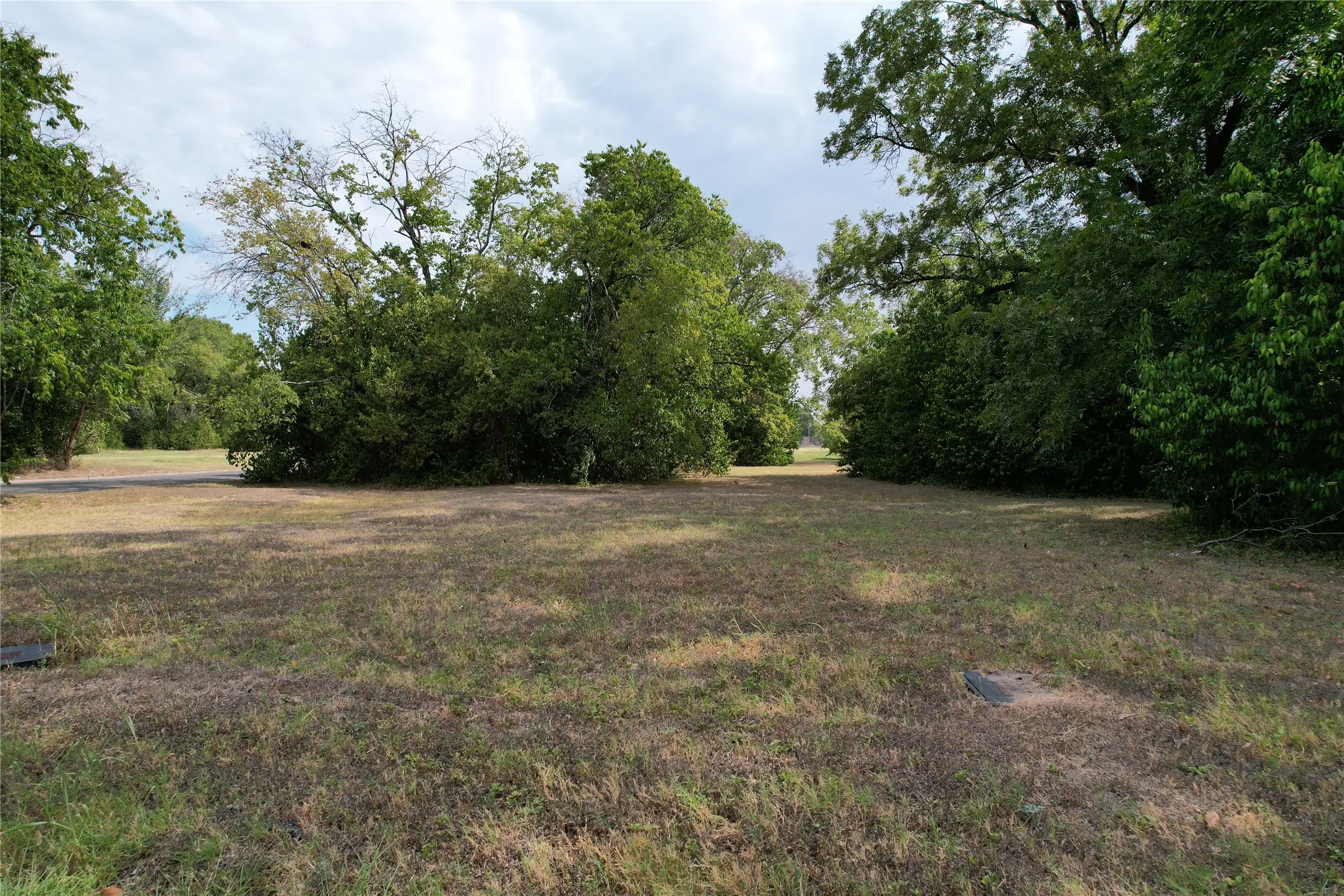 Unimproved Land For Sale in Mc Lennan County , 2600 S 10th Street, Waco, Texas 76706, 0, 0, Garage spaces, 0 Sqft, built in 0, mls#21375807, Real Estate Agent in Waco, Homes For Sale in Mc Lennan county, Homes For Sale in Waco, Realtor in Waco Texas, Real Estate Brokerage Independent Realty Texas, Luminita Cordes Realtor