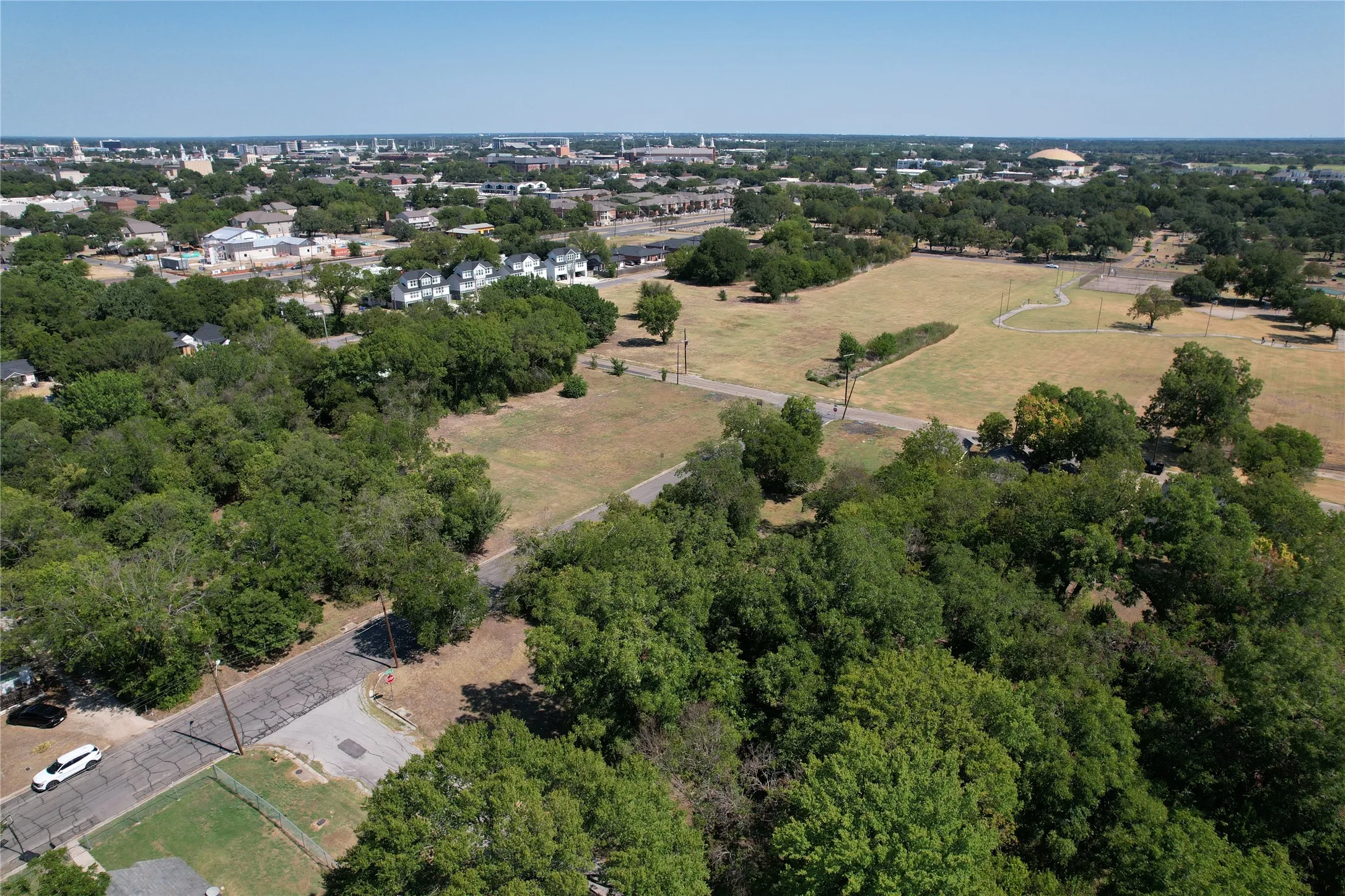 Unimproved Land For Sale in Mc Lennan County , 2600 S 10th Street, Waco, Texas 76706, 0, 0, Garage spaces, 0 Sqft, built in 0, mls#21375807, Real Estate Agent in Waco, Homes For Sale in Mc Lennan county, Homes For Sale in Waco, Realtor in Waco Texas, Real Estate Brokerage Independent Realty Texas, Luminita Cordes Realtor