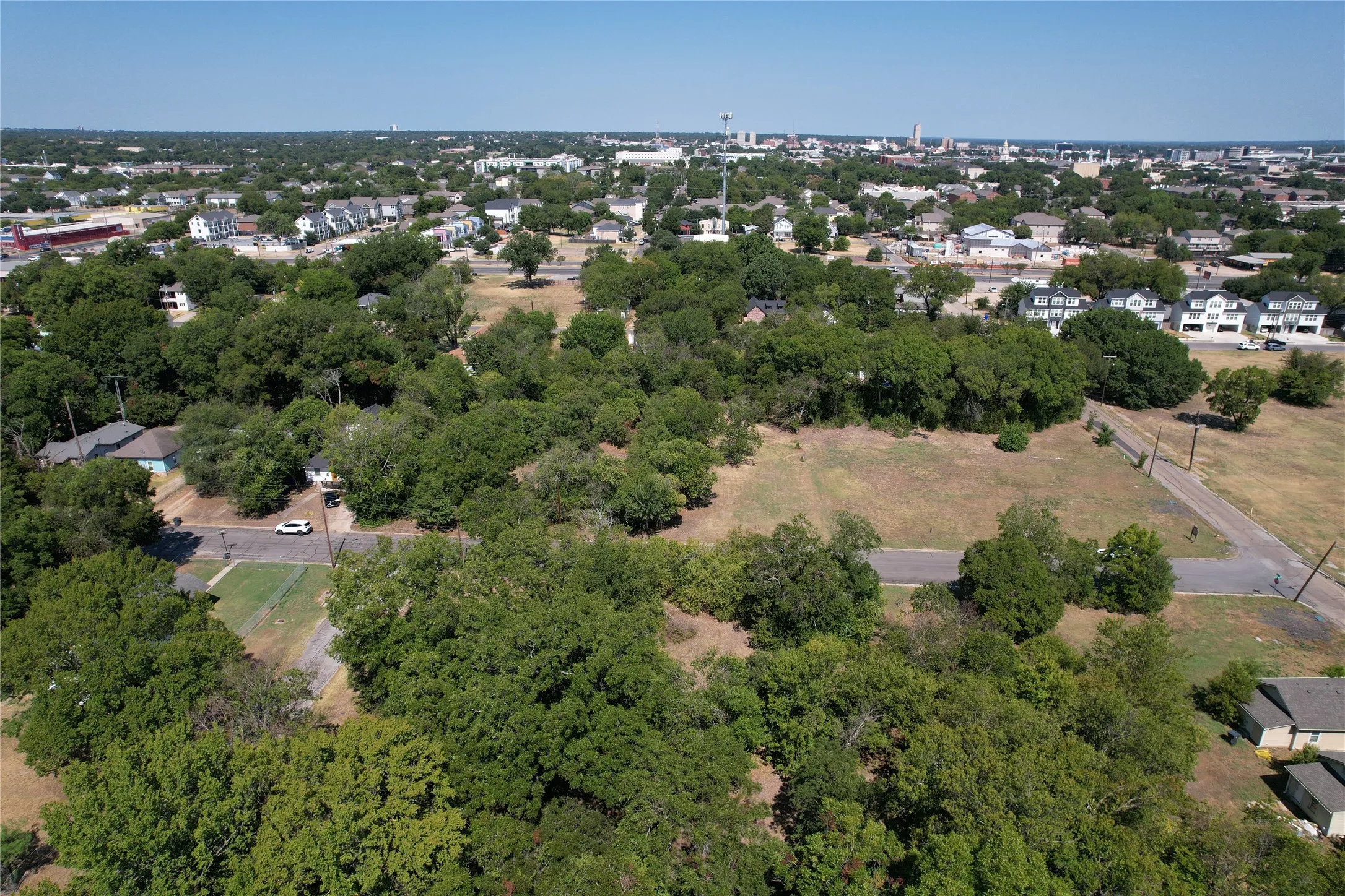 Unimproved Land For Sale in Mc Lennan County , 2600 S 10th Street, Waco, Texas 76706, 0, 0, Garage spaces, 0 Sqft, built in 0, mls#21375807, Real Estate Agent in Waco, Homes For Sale in Mc Lennan county, Homes For Sale in Waco, Realtor in Waco Texas, Real Estate Brokerage Independent Realty Texas, Luminita Cordes Realtor